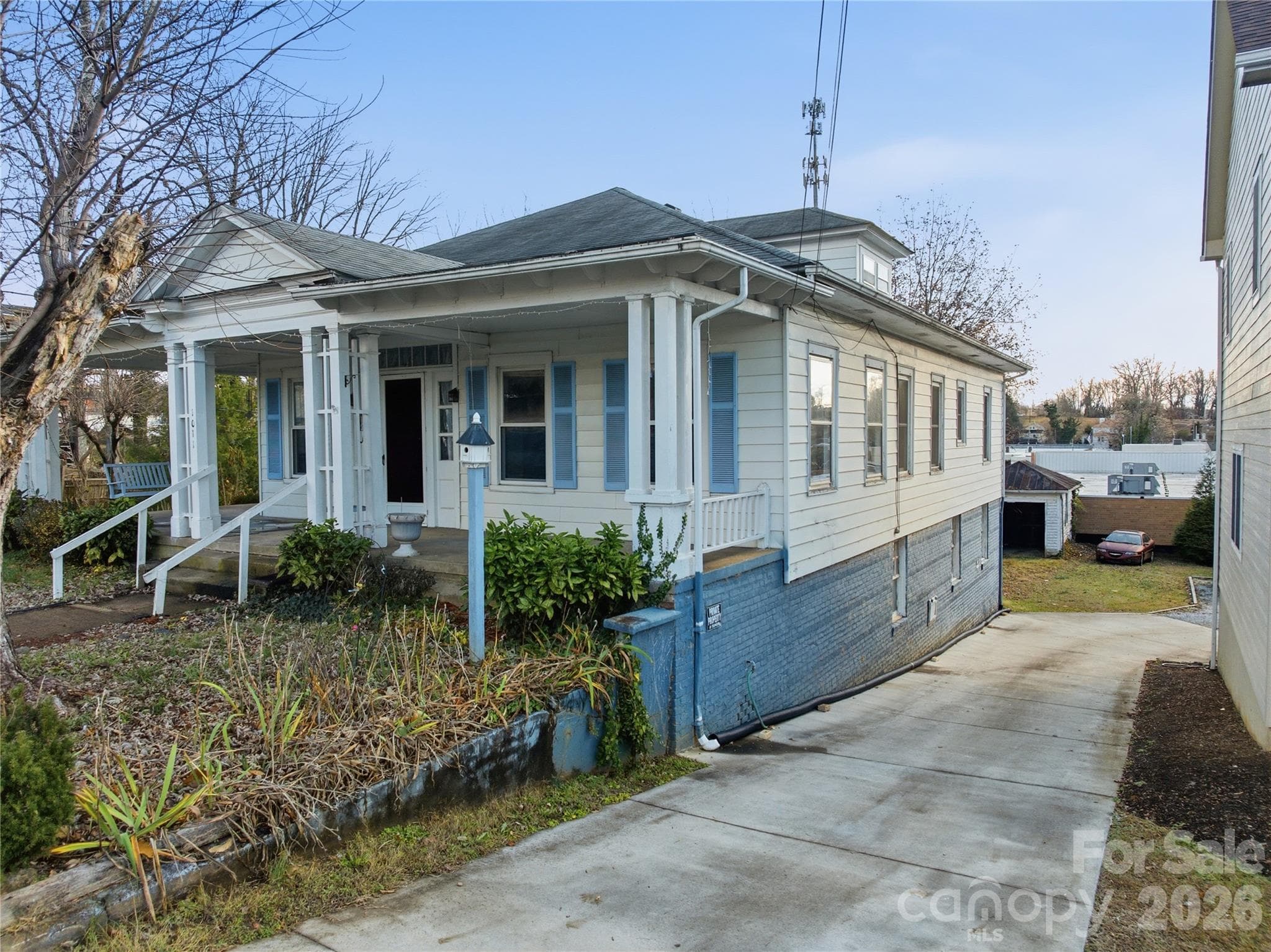 Single Family Residence at 1011 Ashe Avenue NW, Lenoir, photo 28 of 41