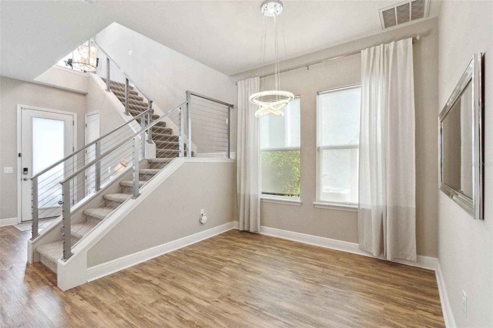 Single Family Residence at 2273 STANDING ROCK CIR, OAKLAND, photo 4 of 26