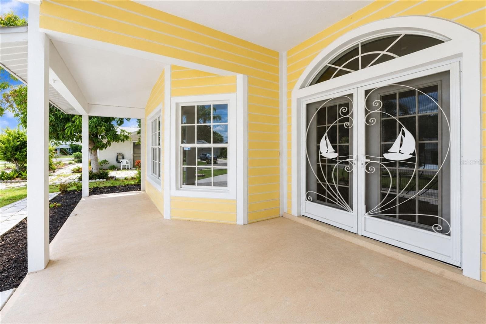 Single Family Residence at 2169 PAGODA LN, PUNTA GORDA, photo 5 of 37