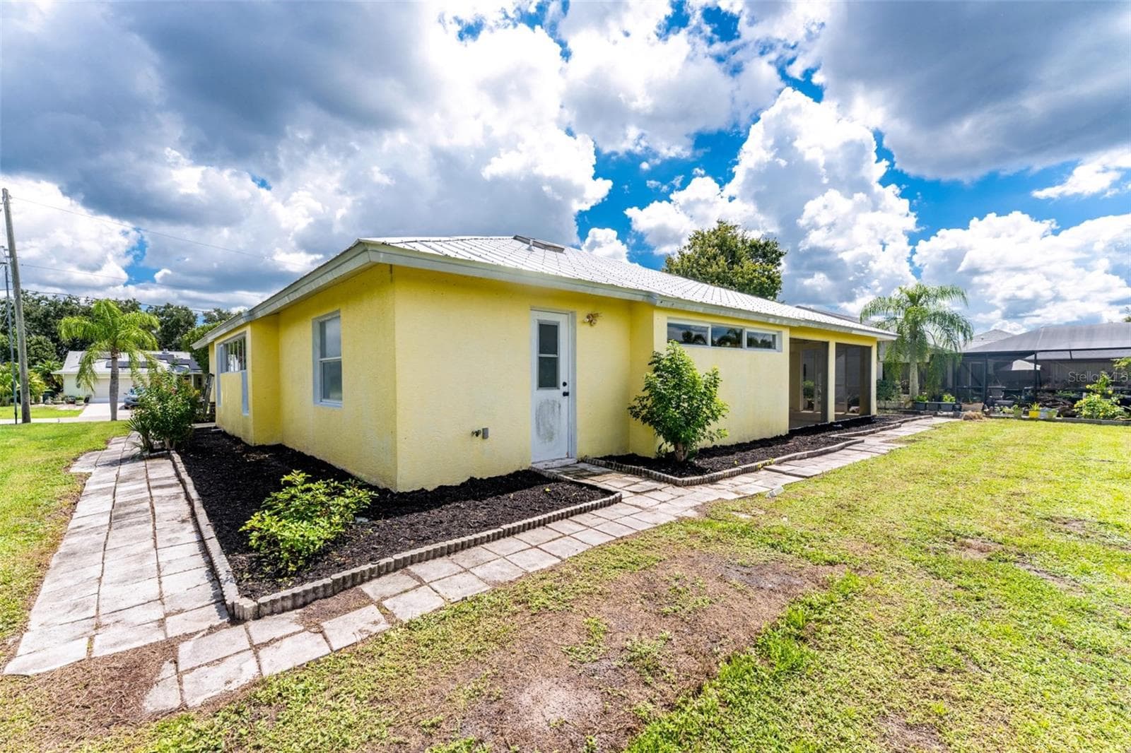 Single Family Residence at 2169 PAGODA LN, PUNTA GORDA, photo 6 of 37