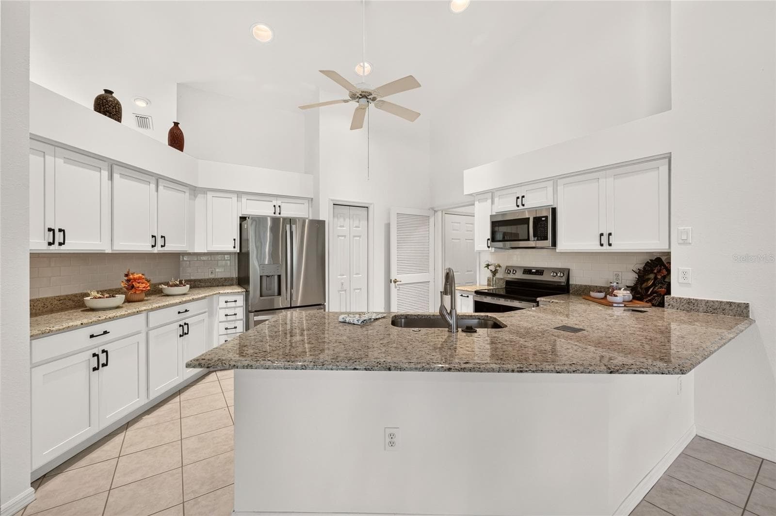 Single Family Residence at 19666 SW 88TH LOOP, DUNNELLON, photo 27 of 67
