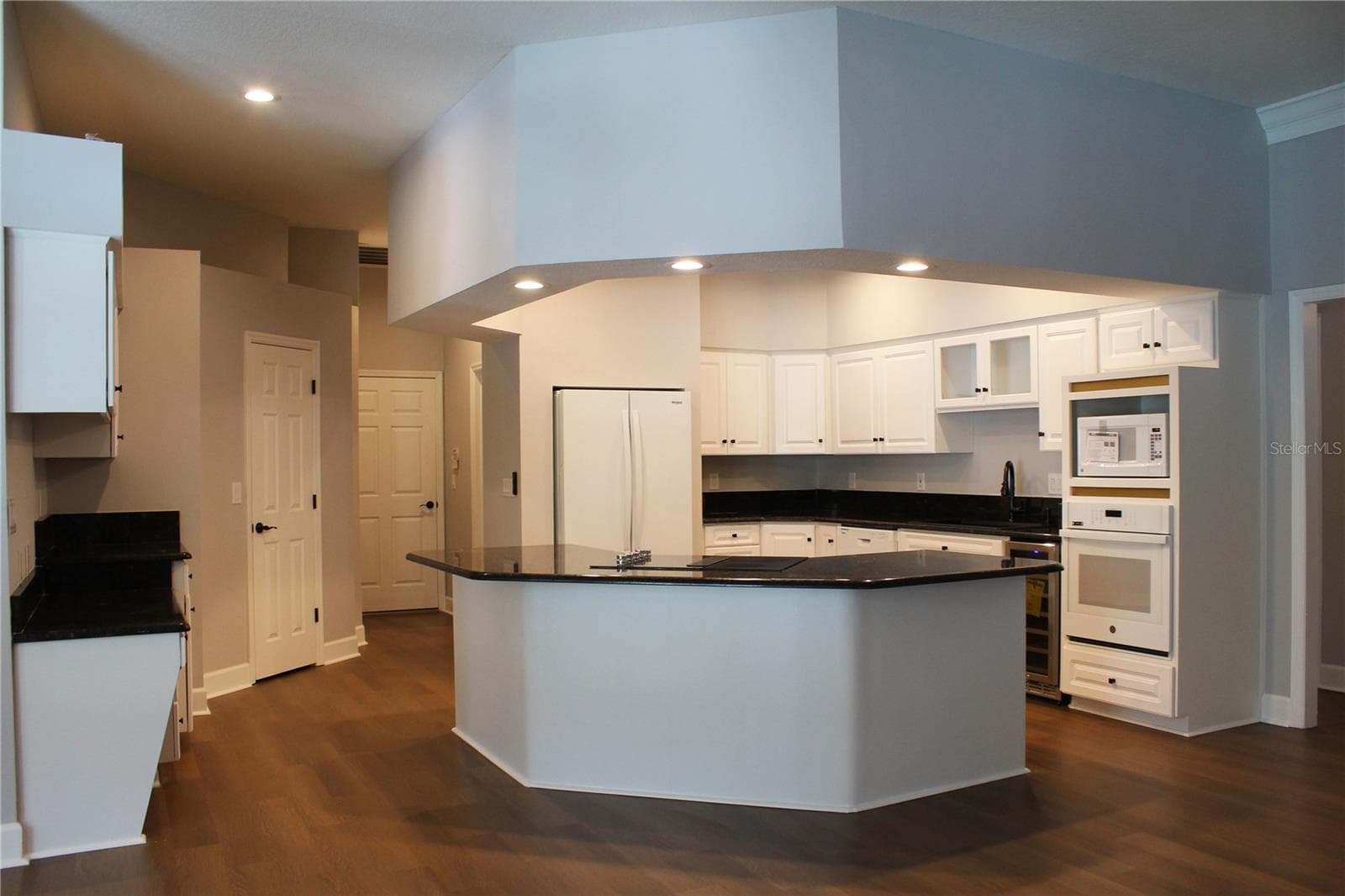 Kitchen - 850 HANOVER WAY, LAKELAND