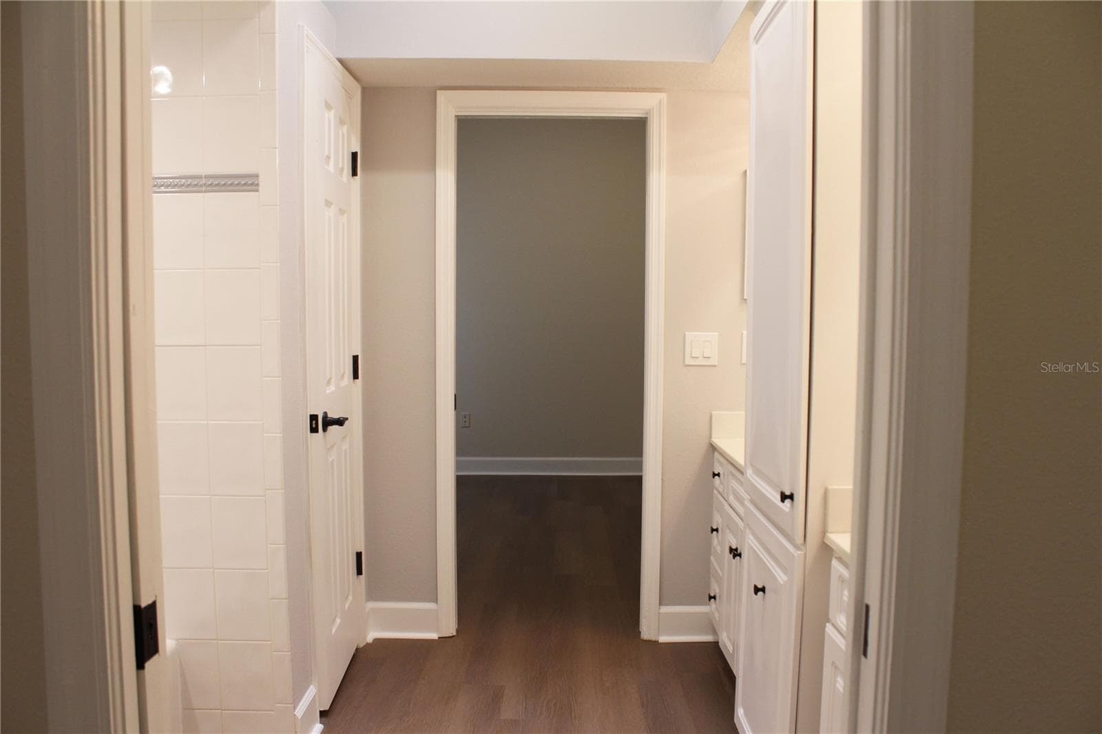 Full bathroom - 850 HANOVER WAY, LAKELAND