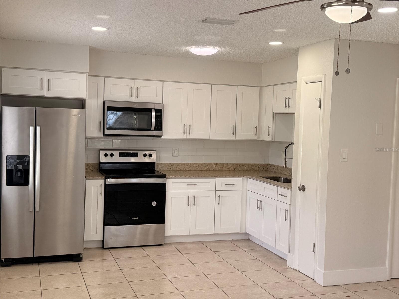 Half Duplex at 10123 N 11TH ST #B, TAMPA, photo 7 of 25