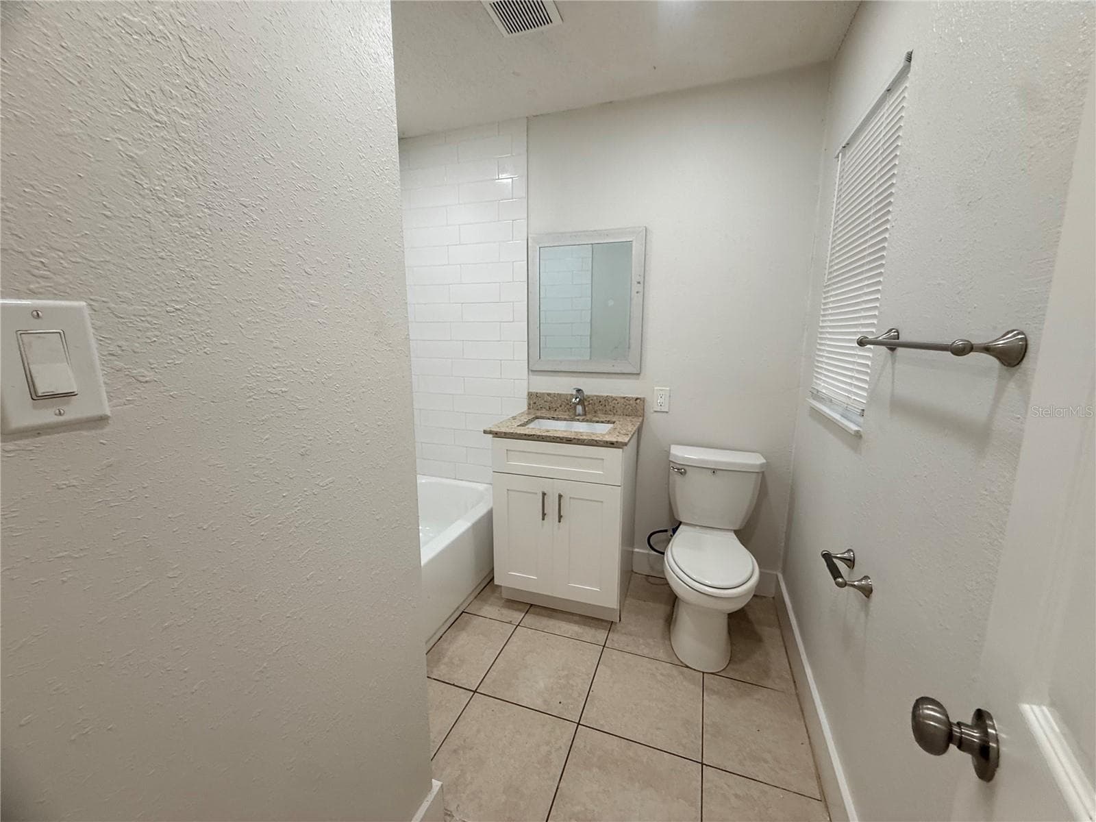 Half Duplex at 10123 N 11TH ST #B, TAMPA, photo 16 of 25