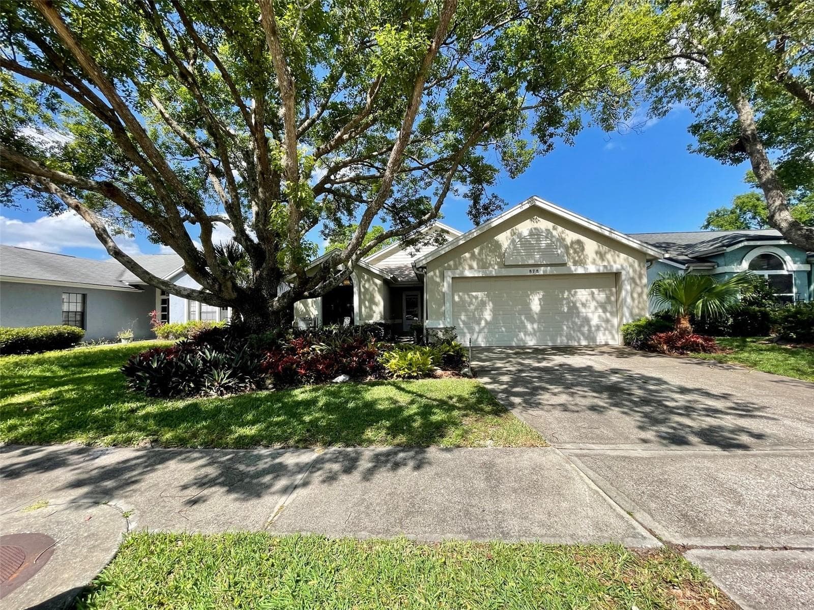 Single Family Residence at 878 E CHARING CROSS CIR, LAKE MARY, photo 4 of 40