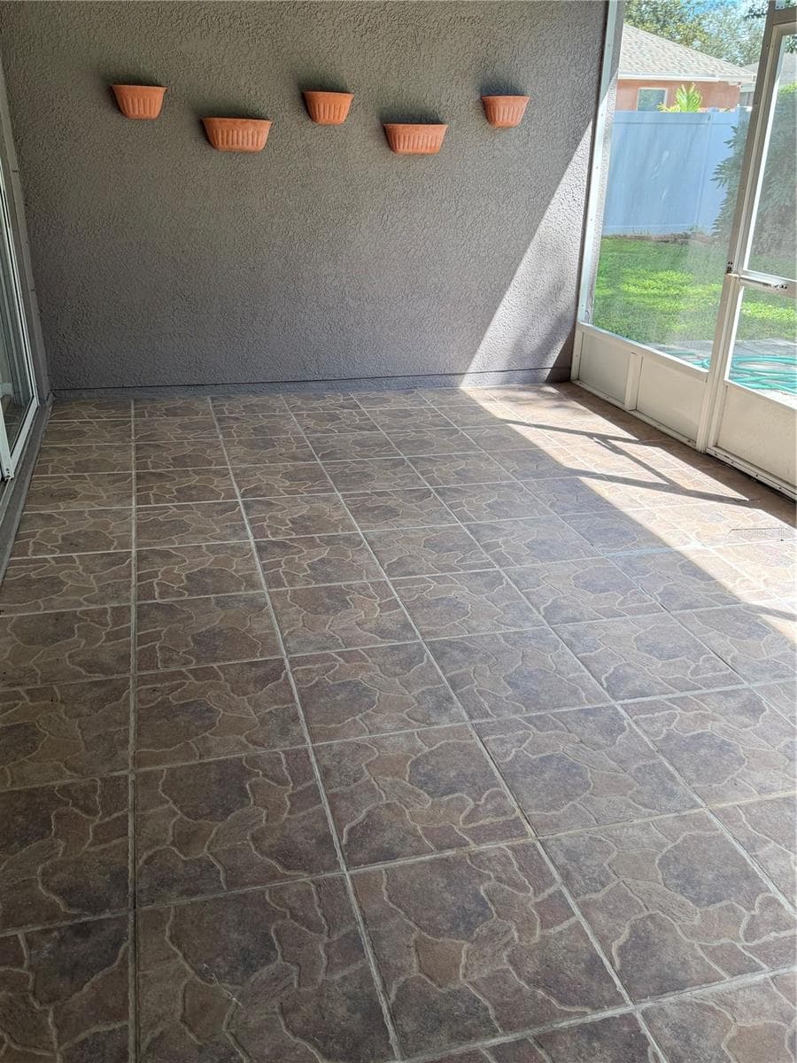 Single Family Residence at 1904 SAMANTHA LN, VALRICO, photo 17 of 25