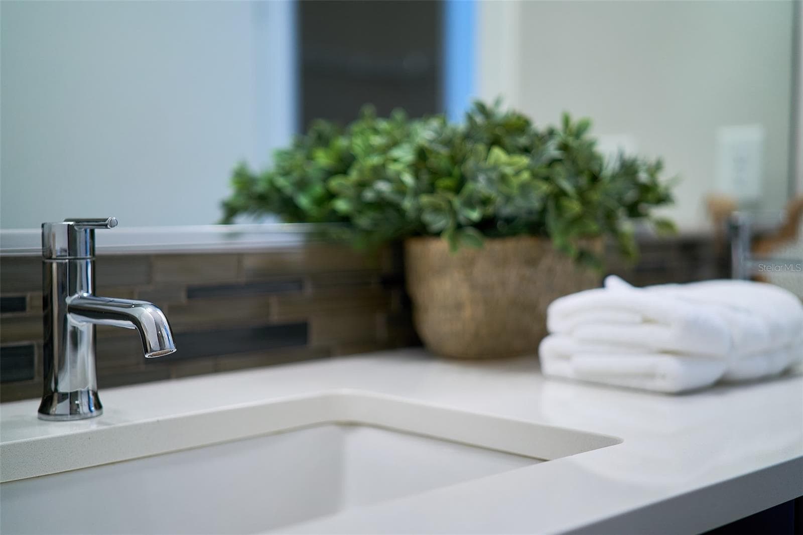 primary bathroom sink with quartz counters - 136 8TH ST N, ST PETERSBURG