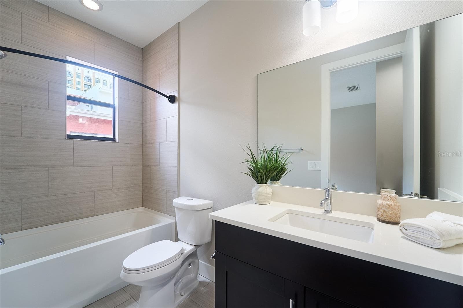 2nd bathroom - 136 8TH ST N, ST PETERSBURG