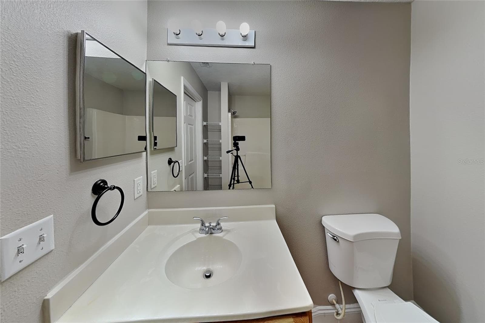 Single Family Residence at DADE CITY, photo 14 of 17