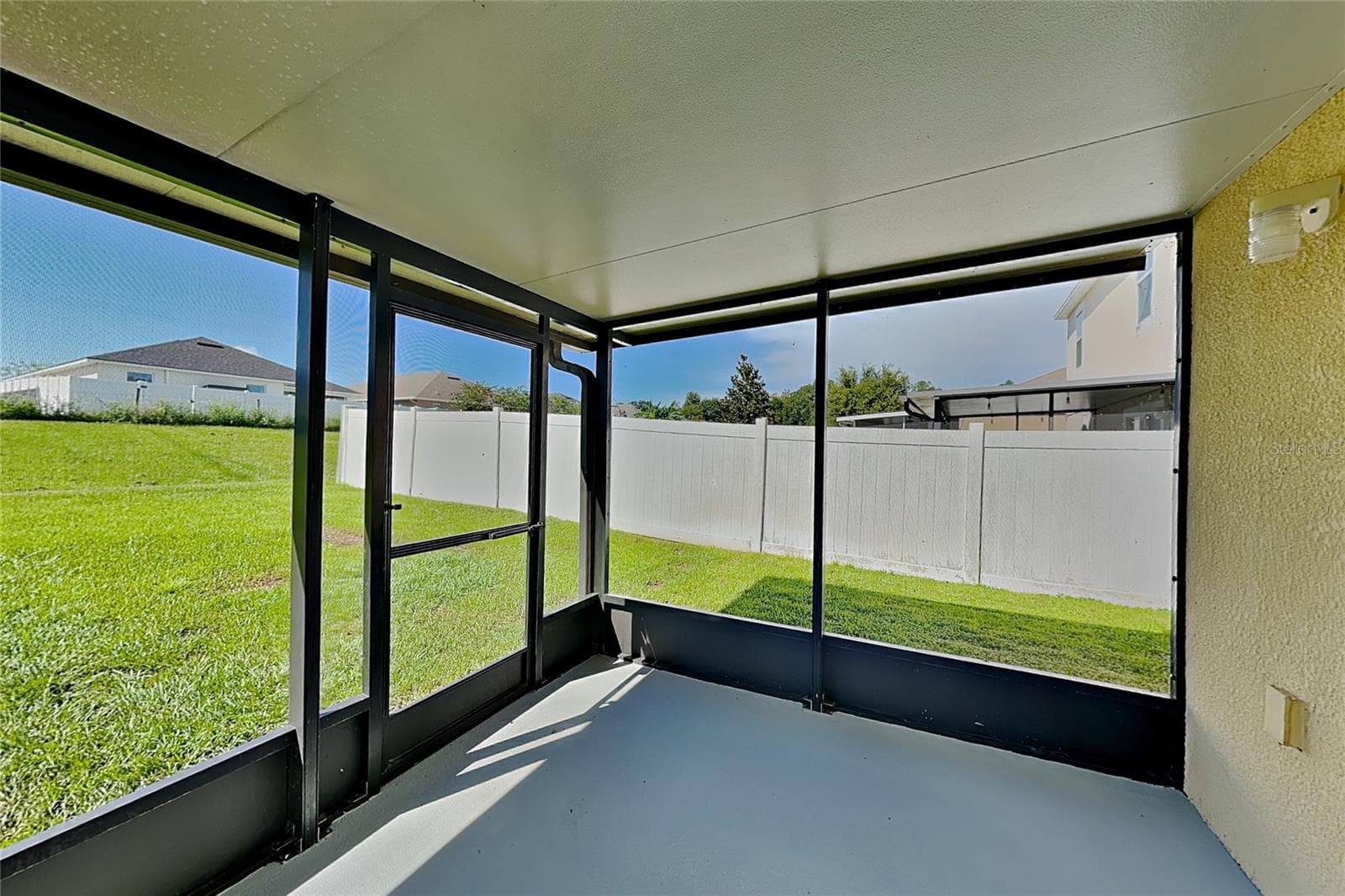 Single Family Residence at DADE CITY, photo 16 of 17