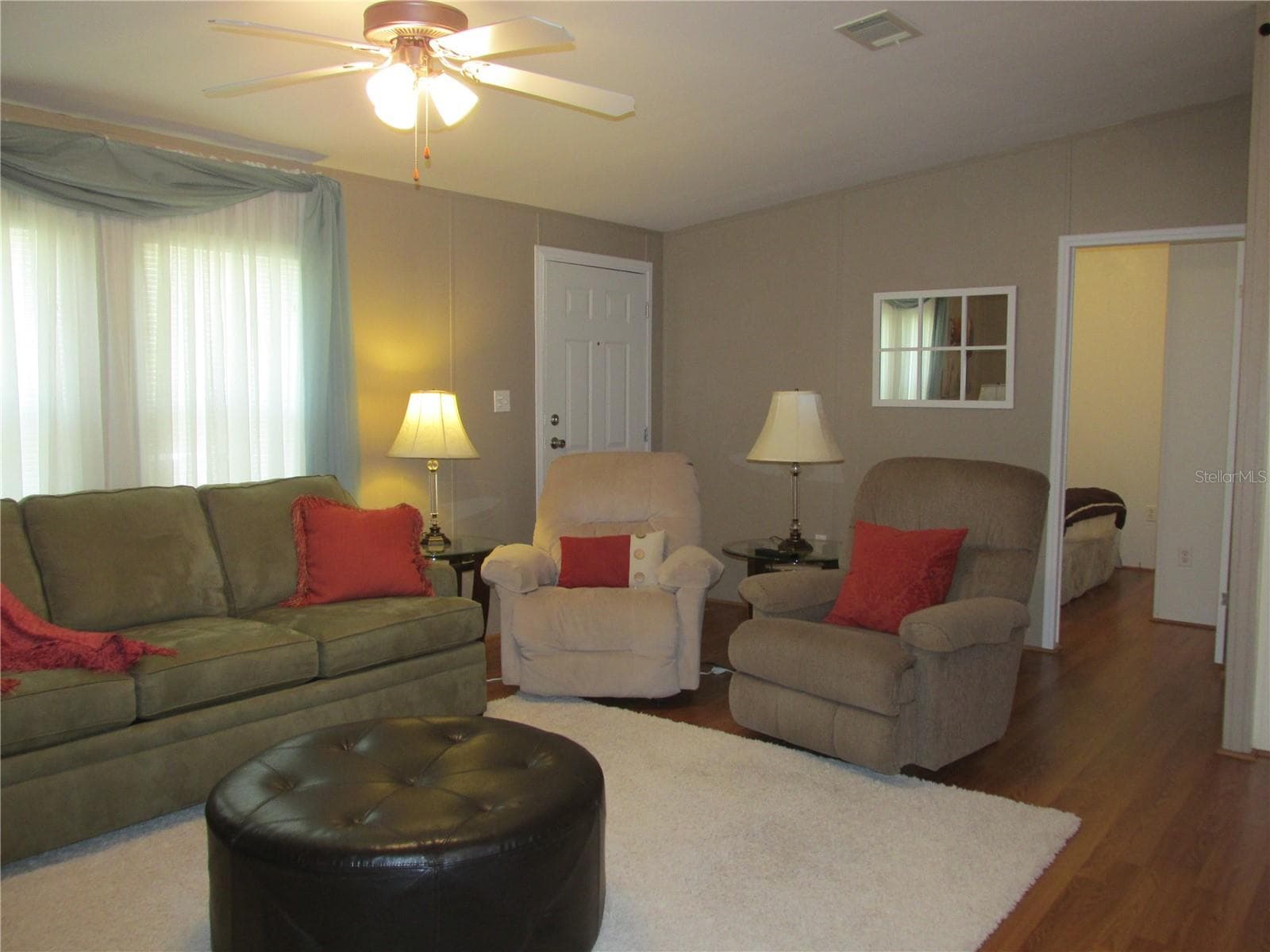 Manufactured Home at 54 SADDLEBAG TRL, LAKE WALES, photo 4 of 39