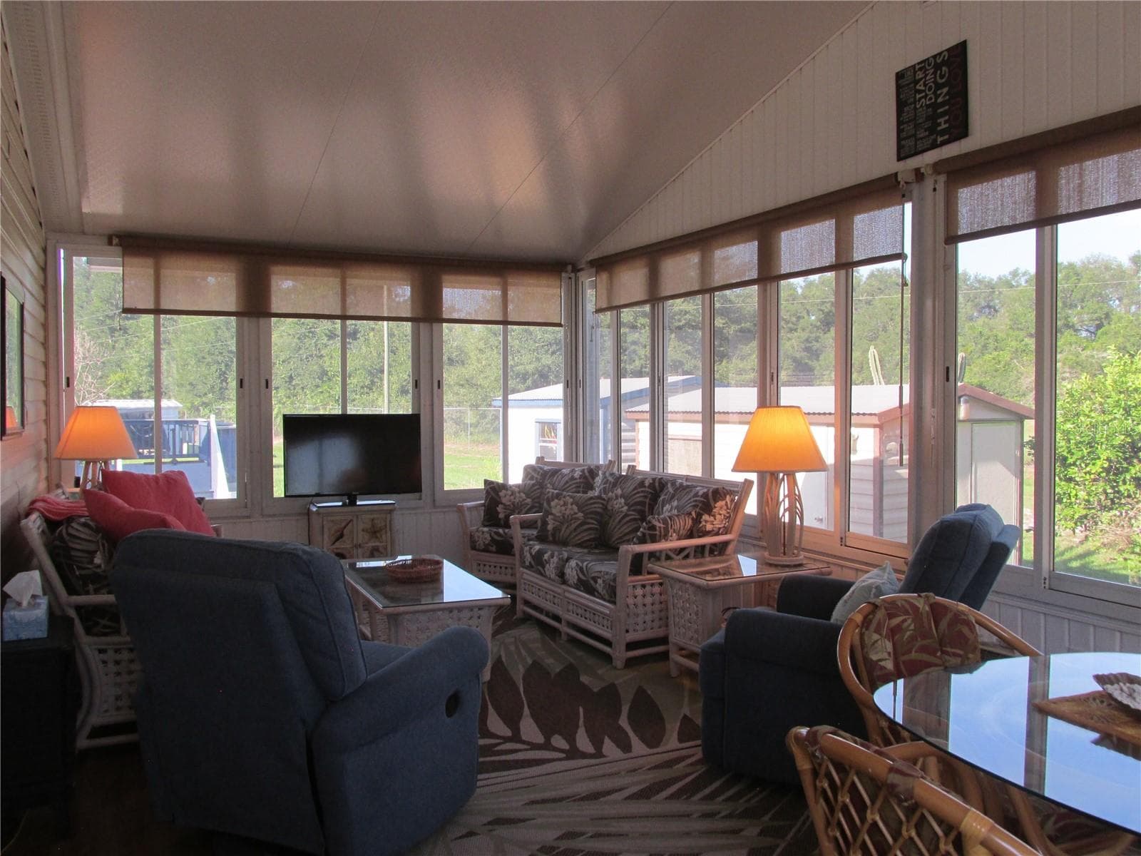 Manufactured Home at 54 SADDLEBAG TRL, LAKE WALES, photo 21 of 39
