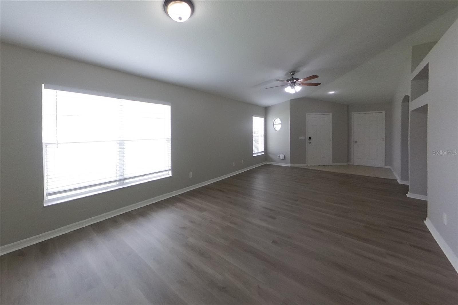 Single Family Residence at RIVERVIEW, photo 4 of 18