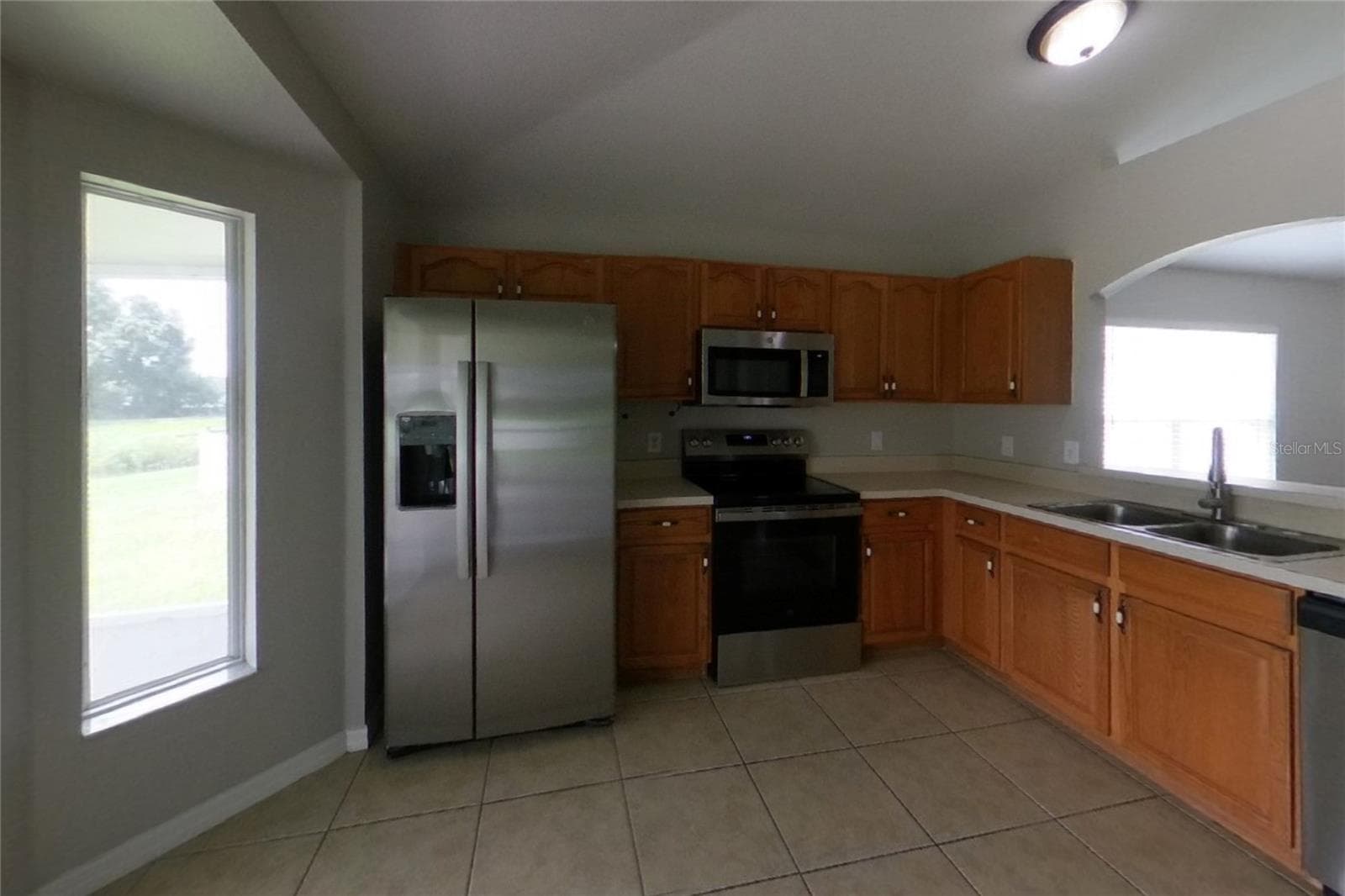 Single Family Residence at RIVERVIEW, photo 7 of 18
