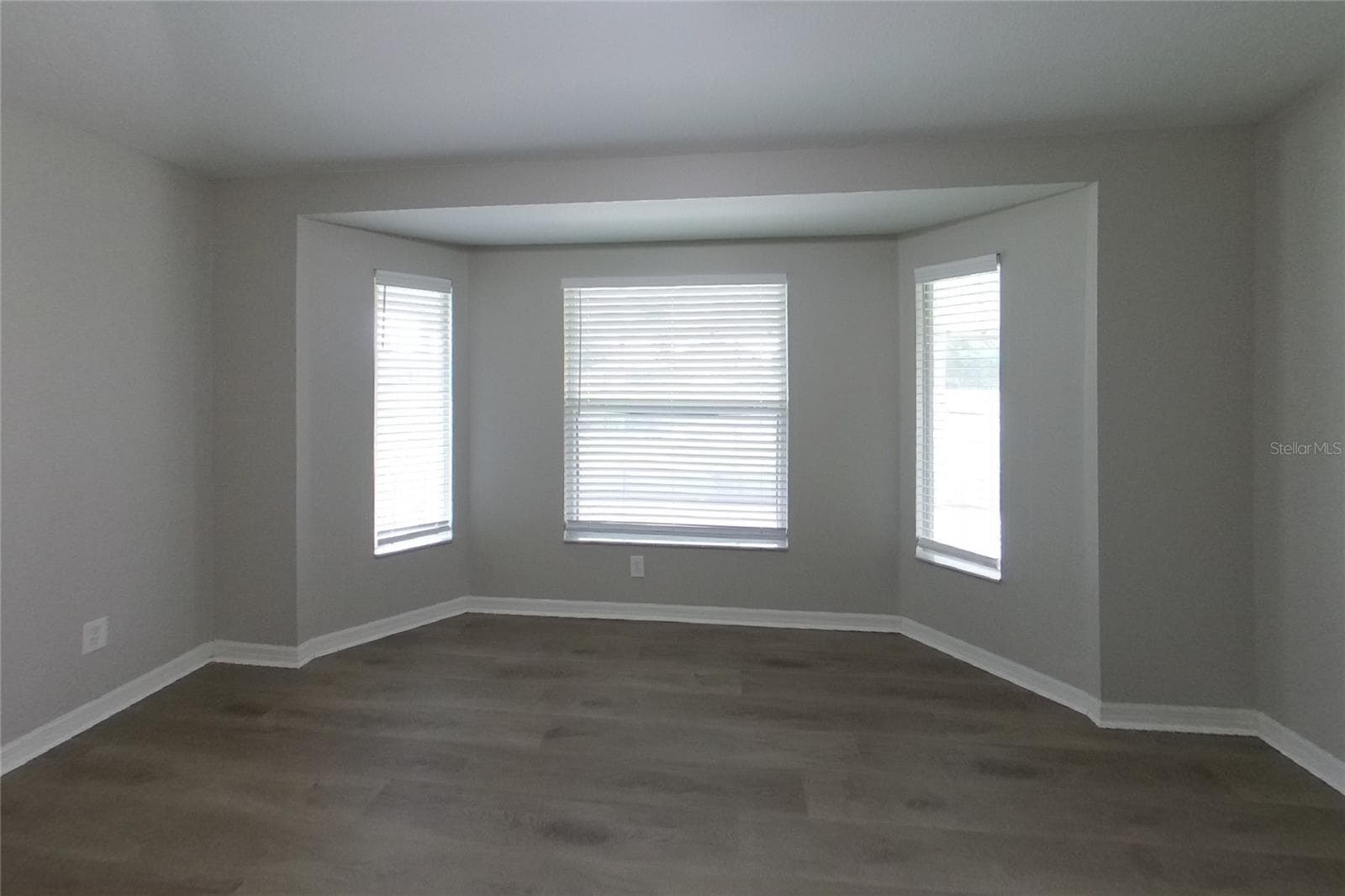 Single Family Residence at RIVERVIEW, photo 8 of 18