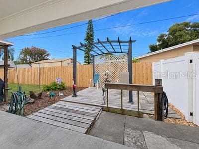 Gazebo - 254 WERTZ DR, LARGO