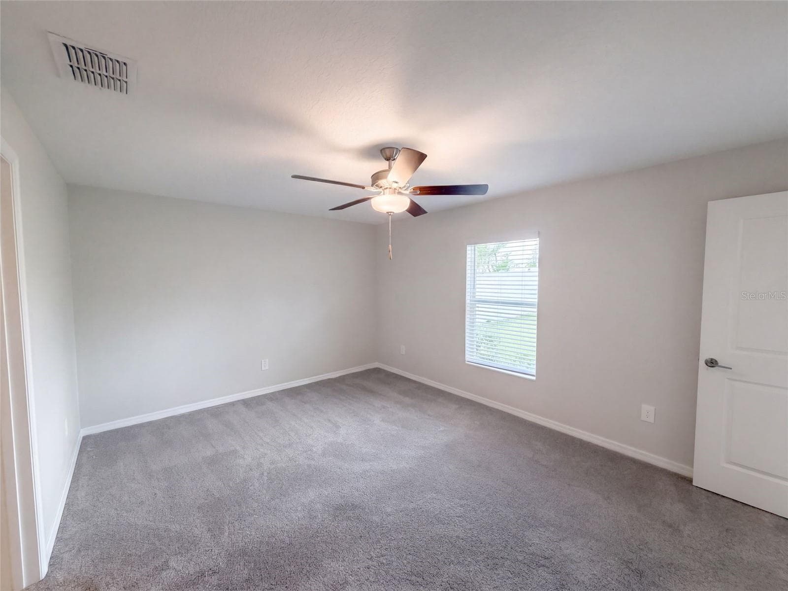 Single Family Residence at 3513 RADIANT MOUNTAIN DR, PLANT CITY, photo 8 of 17