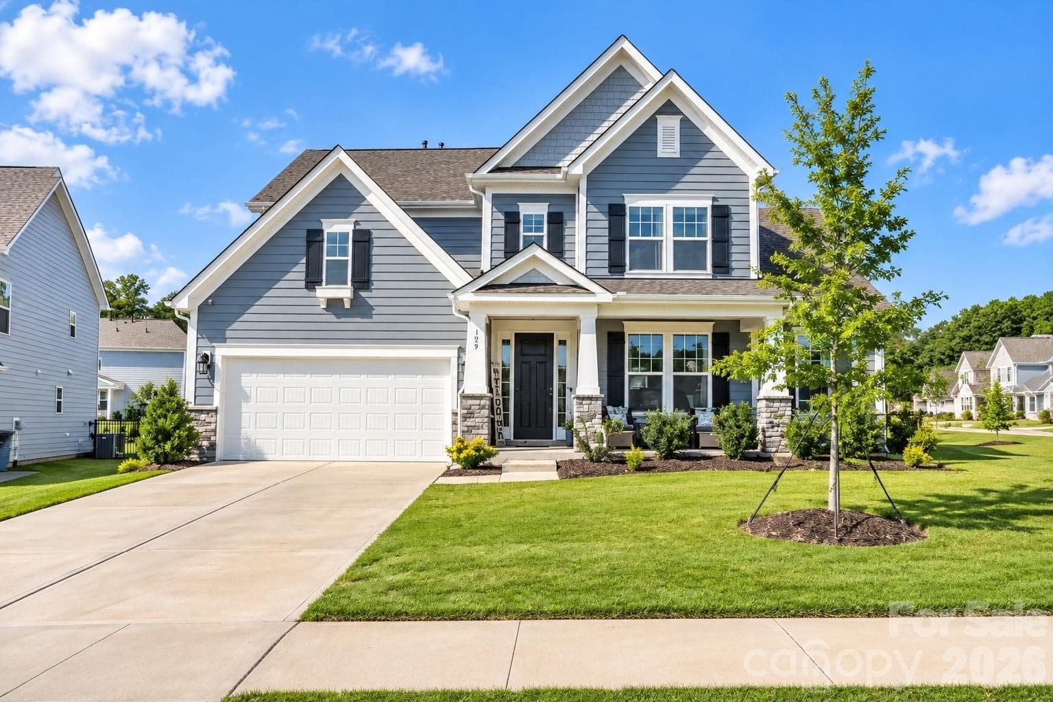 Single Family Residence at 129 Clawton Loop, Mooresville, photo 2 of 46