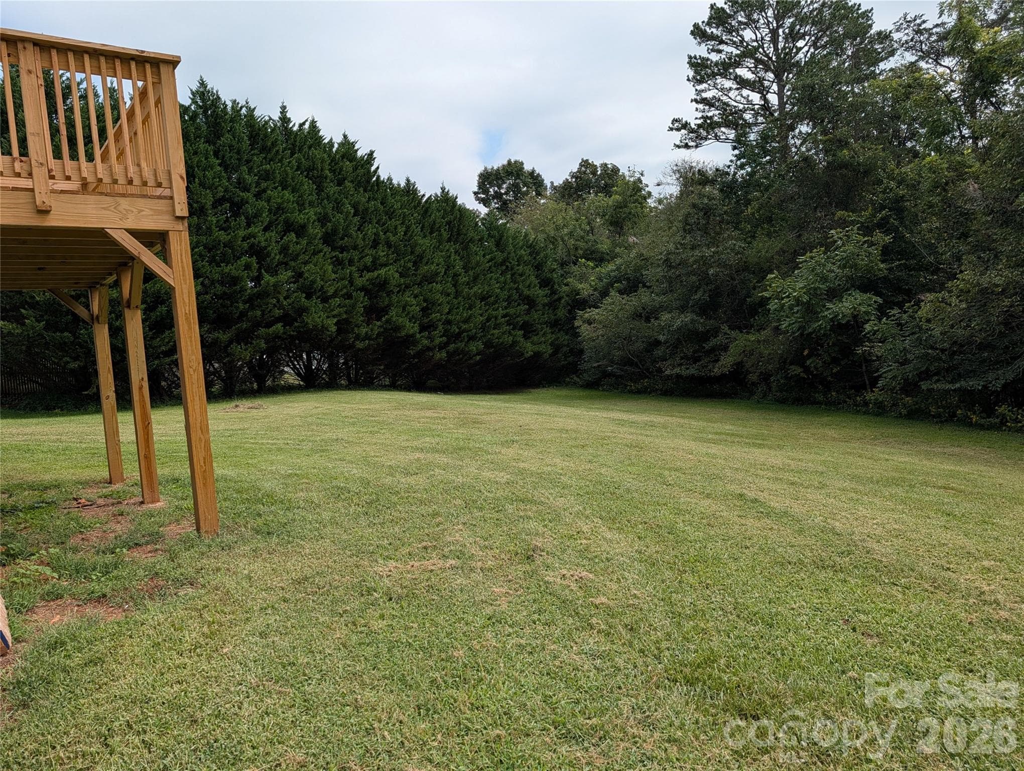 Single Family Residence at 5519 Winding Oak Drive, Hickory, photo 4 of 31