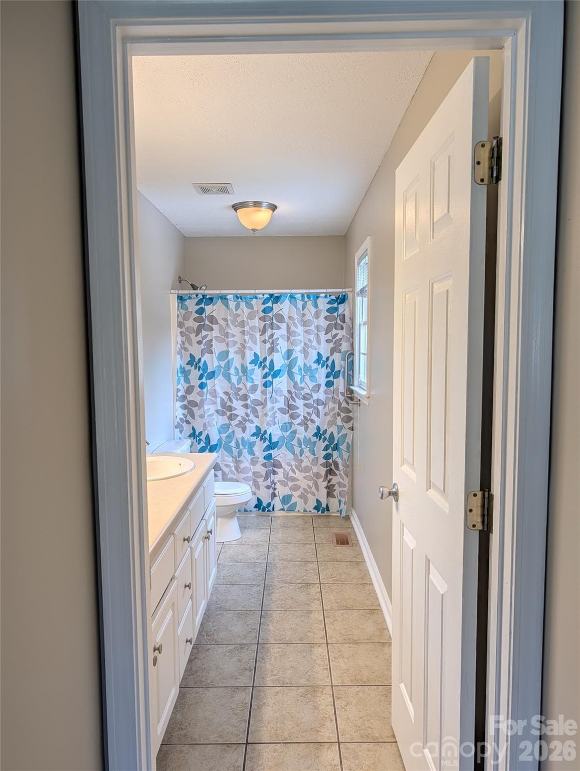 Primary Bathroom - 5519 Winding Oak Drive, Hickory