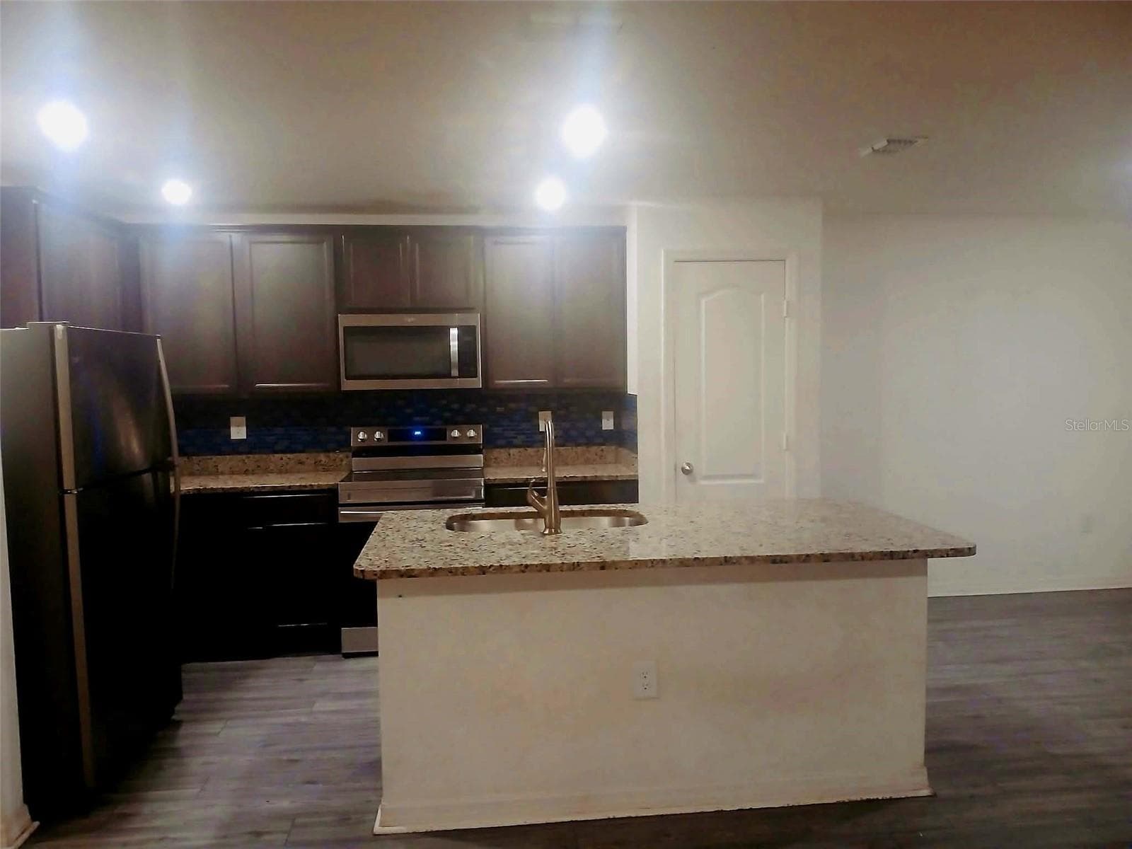 Kitchen - 707 CARACARA CT, POINCIANA