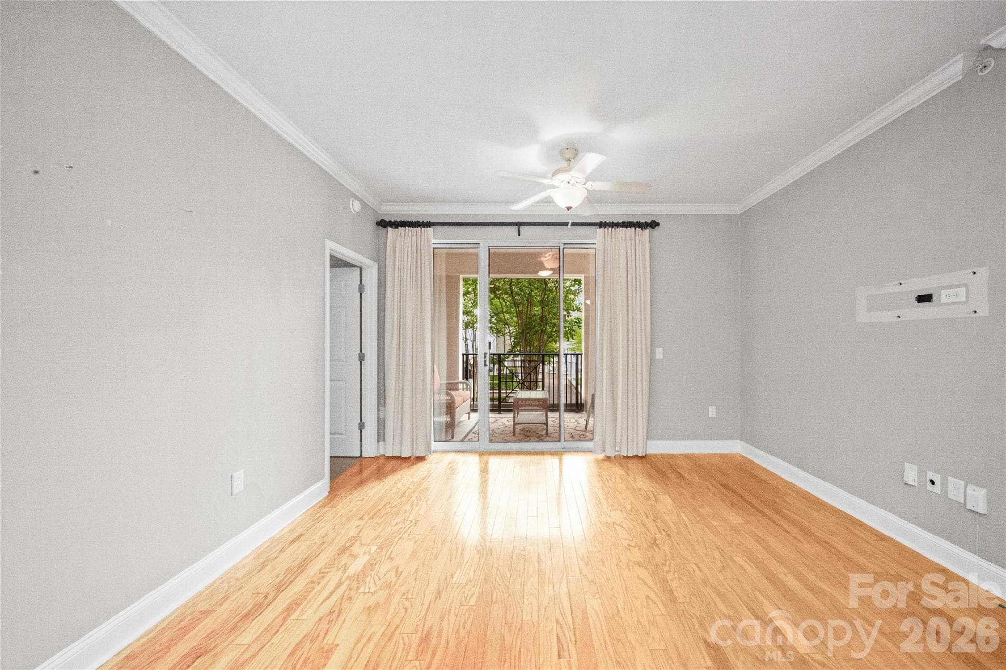 Condominium at 300 W 5th Street, Charlotte, photo 12 of 48