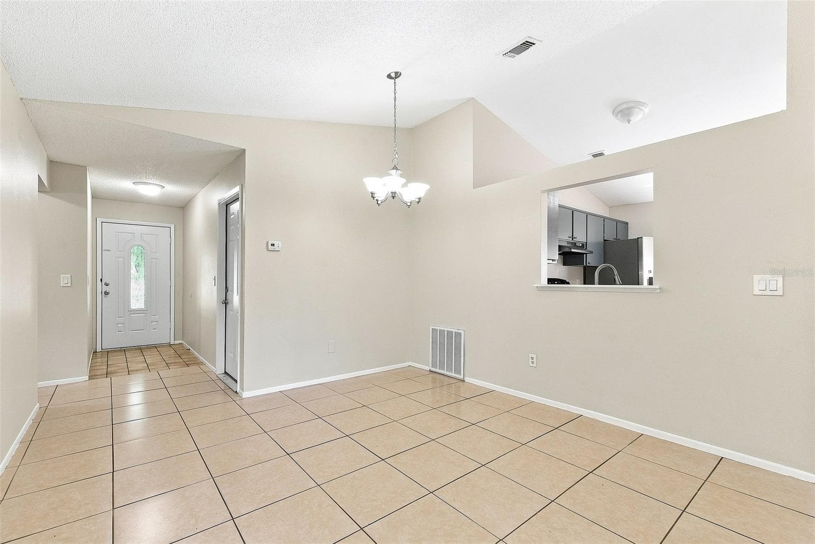 Single Family Residence at 7720 LAKESIDE WOODS DR, ORLANDO, photo 5 of 21
