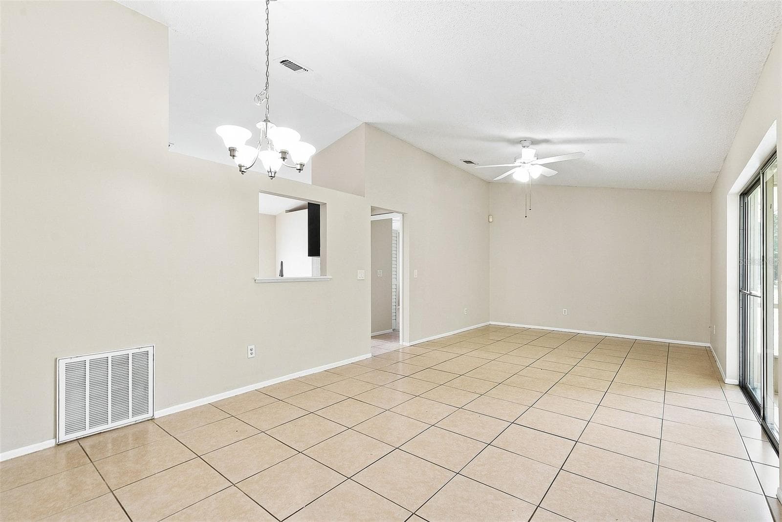 Single Family Residence at 7720 LAKESIDE WOODS DR, ORLANDO, photo 6 of 21
