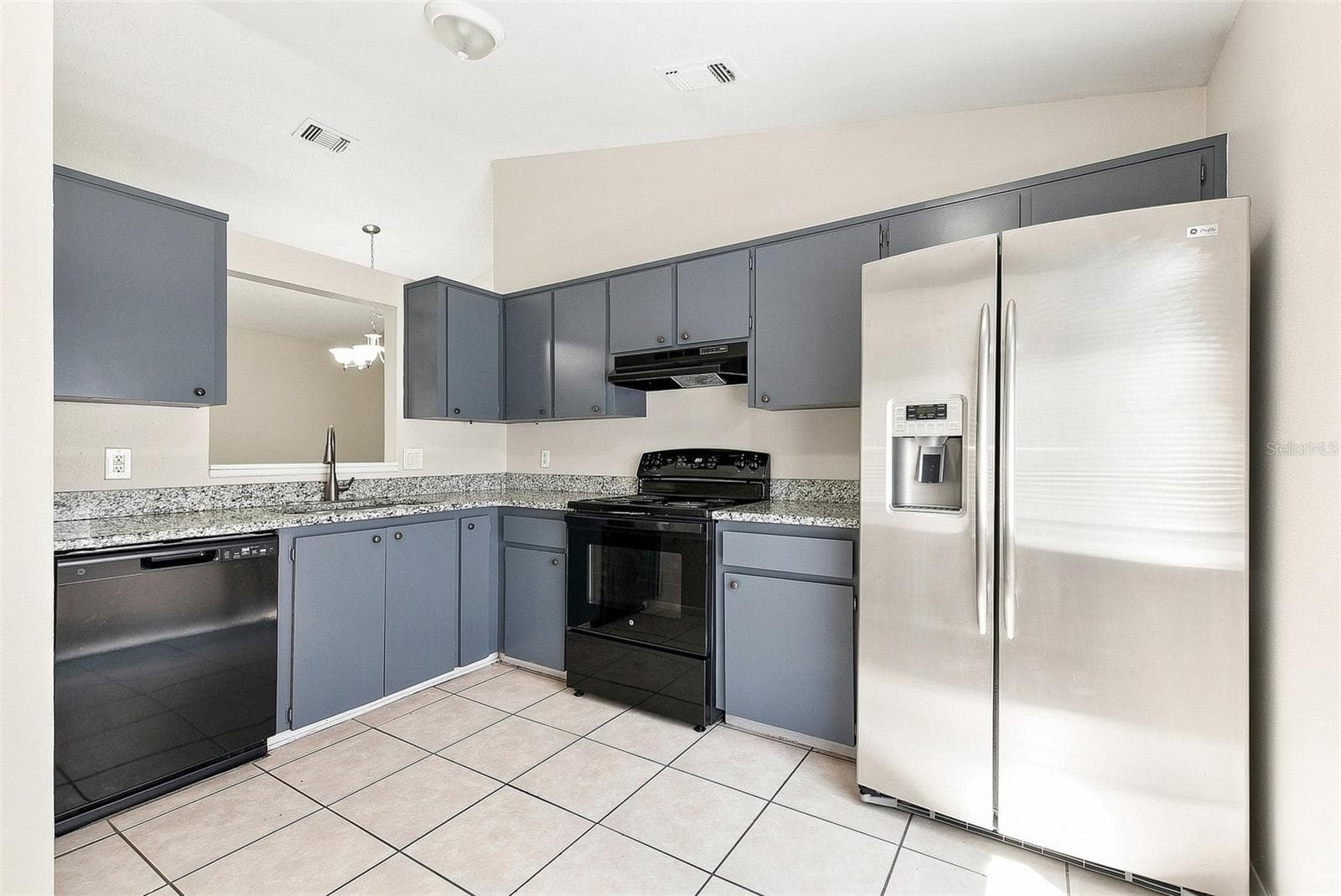 Single Family Residence at 7720 LAKESIDE WOODS DR, ORLANDO, photo 7 of 21