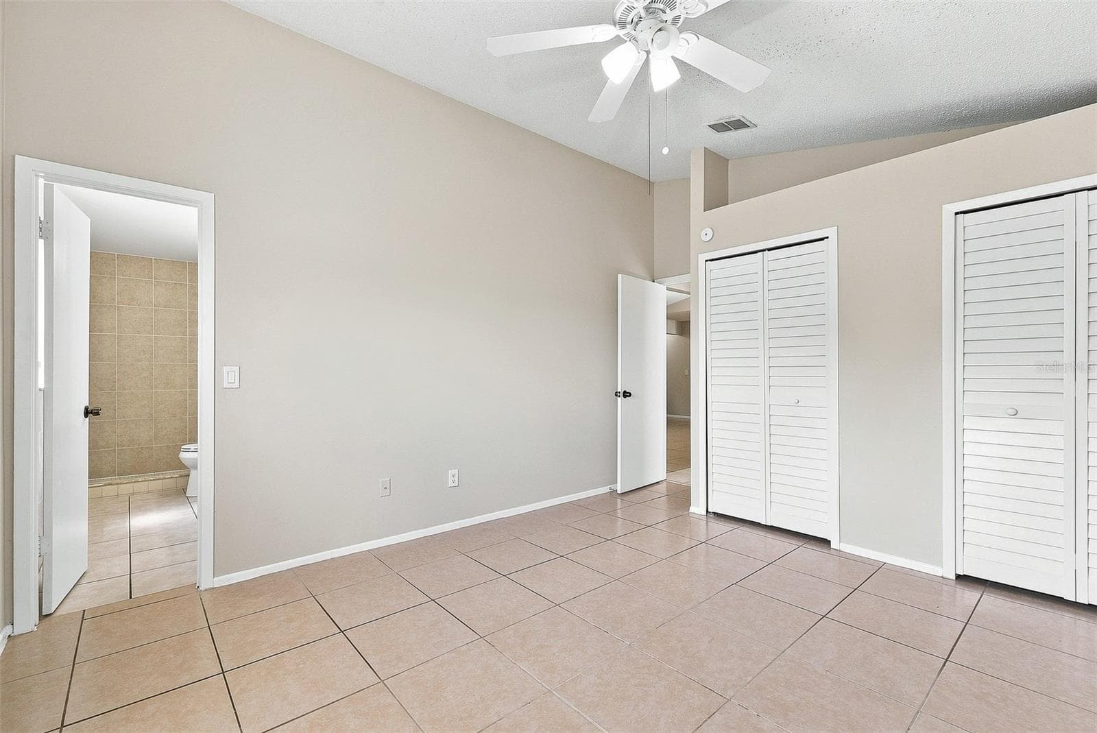 Single Family Residence at 7720 LAKESIDE WOODS DR, ORLANDO, photo 9 of 21