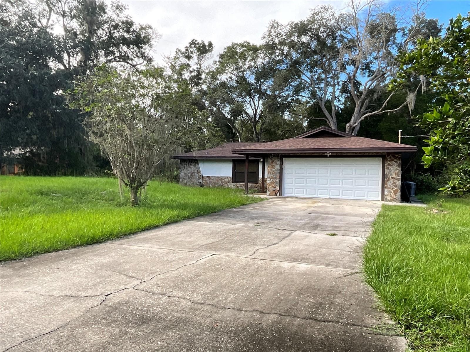 11699 W INDIAN CIR