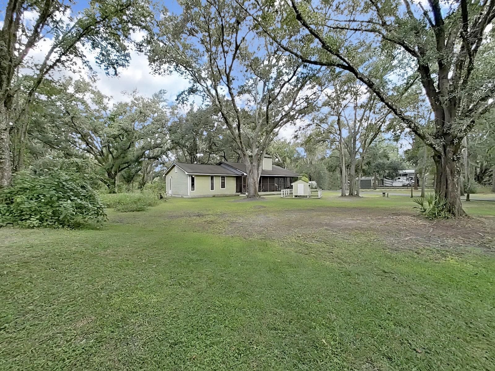 Single Family Residence at 6075 COUNTRY CLUB RD, ZEPHYRHILLS, photo 10 of 47