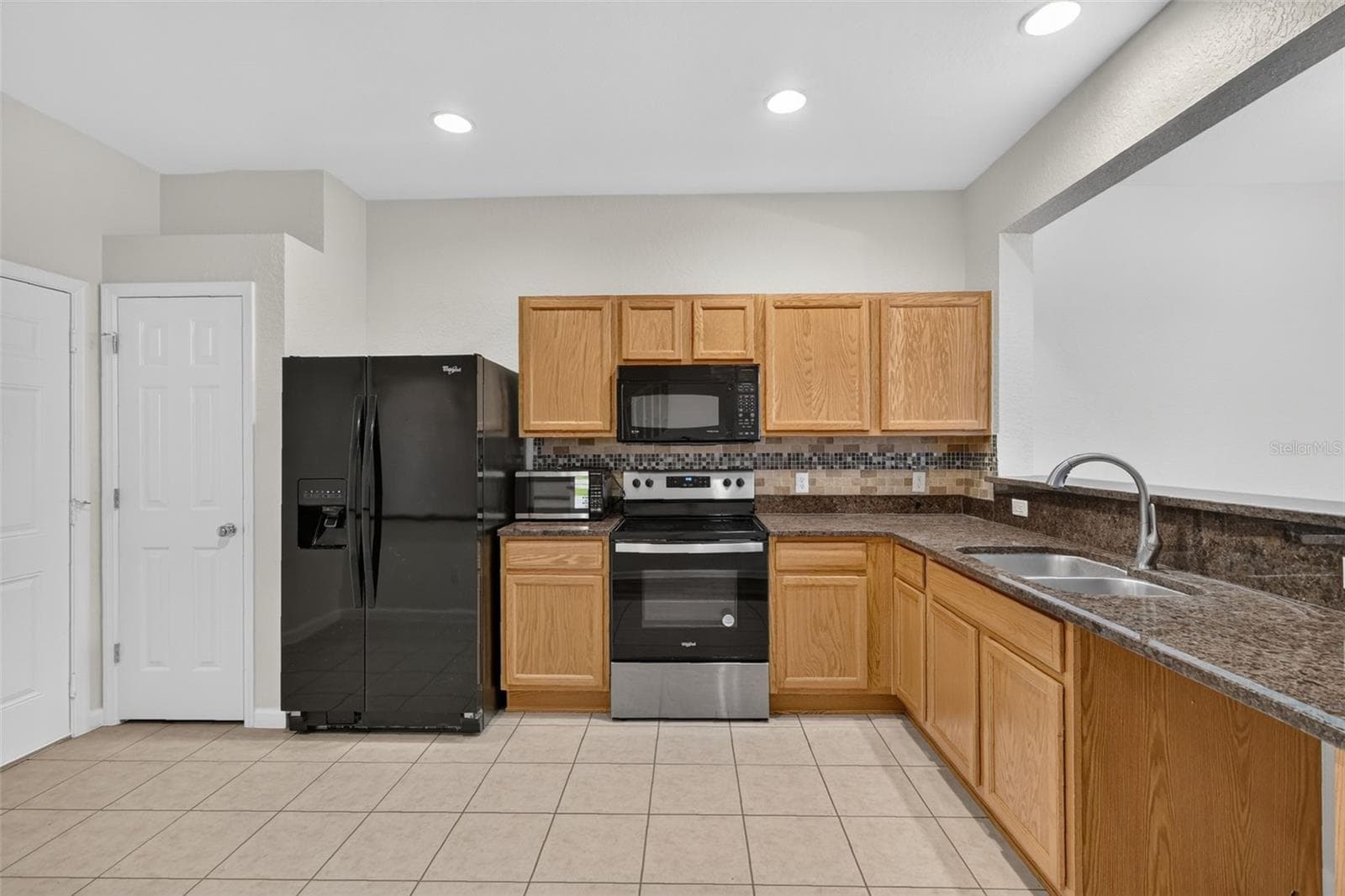 Townhouse at 4116 SW 54TH CIR, OCALA, photo 6 of 32