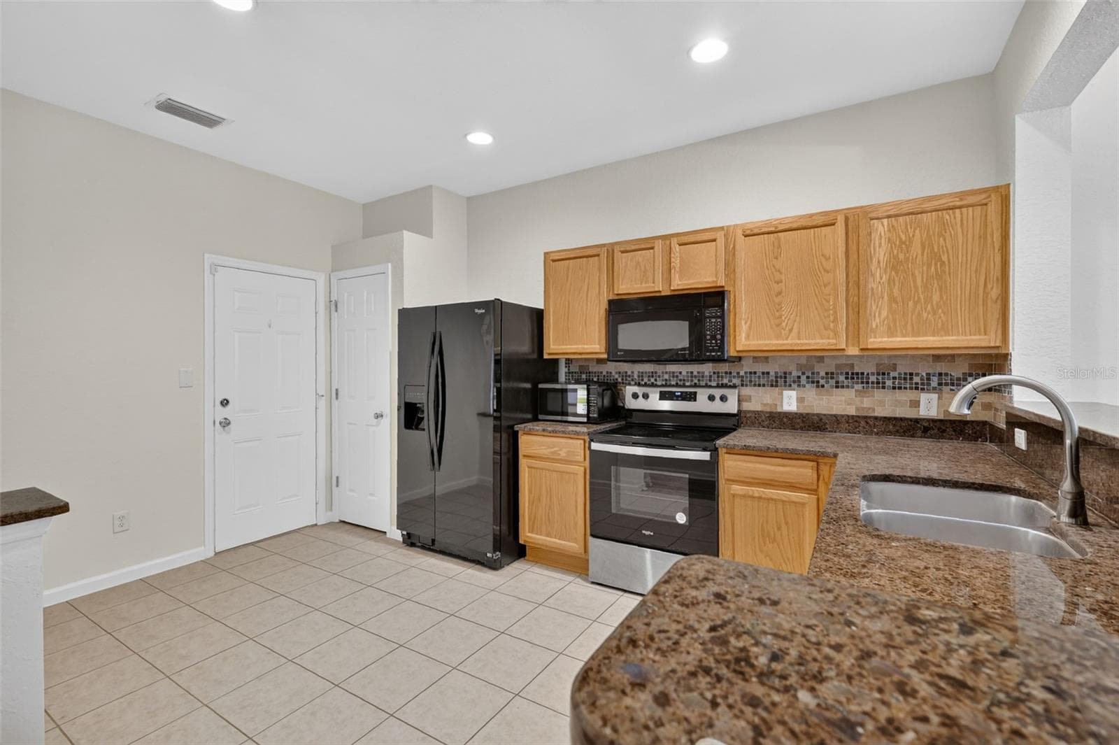 Townhouse at 4116 SW 54TH CIR, OCALA, photo 7 of 32