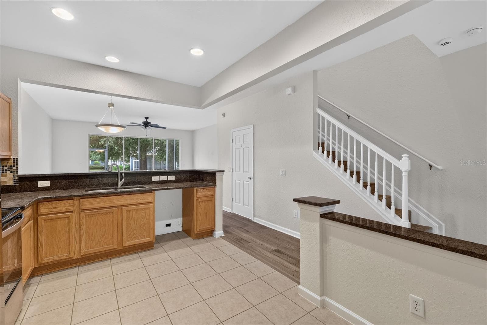 Townhouse at 4116 SW 54TH CIR, OCALA, photo 9 of 32