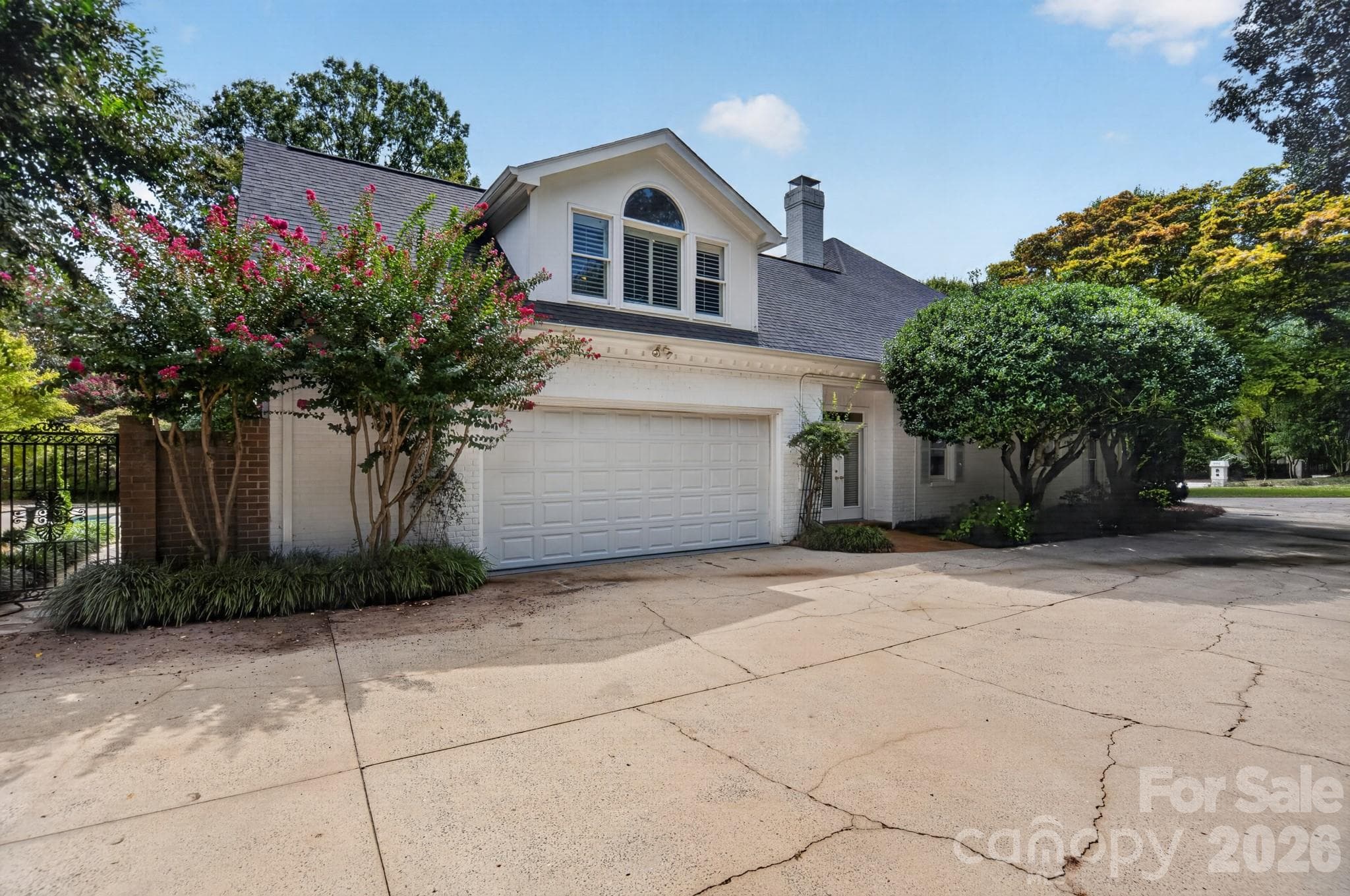 Single Family Residence at 3747 Moorland Drive, Charlotte, photo 5 of 47