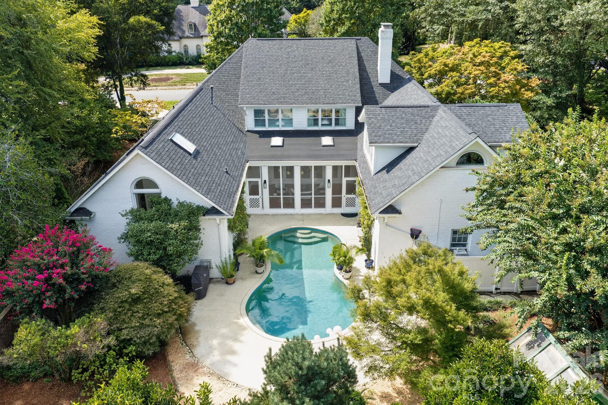Single Family Residence at 3747 Moorland Drive, Charlotte, photo 7 of 47