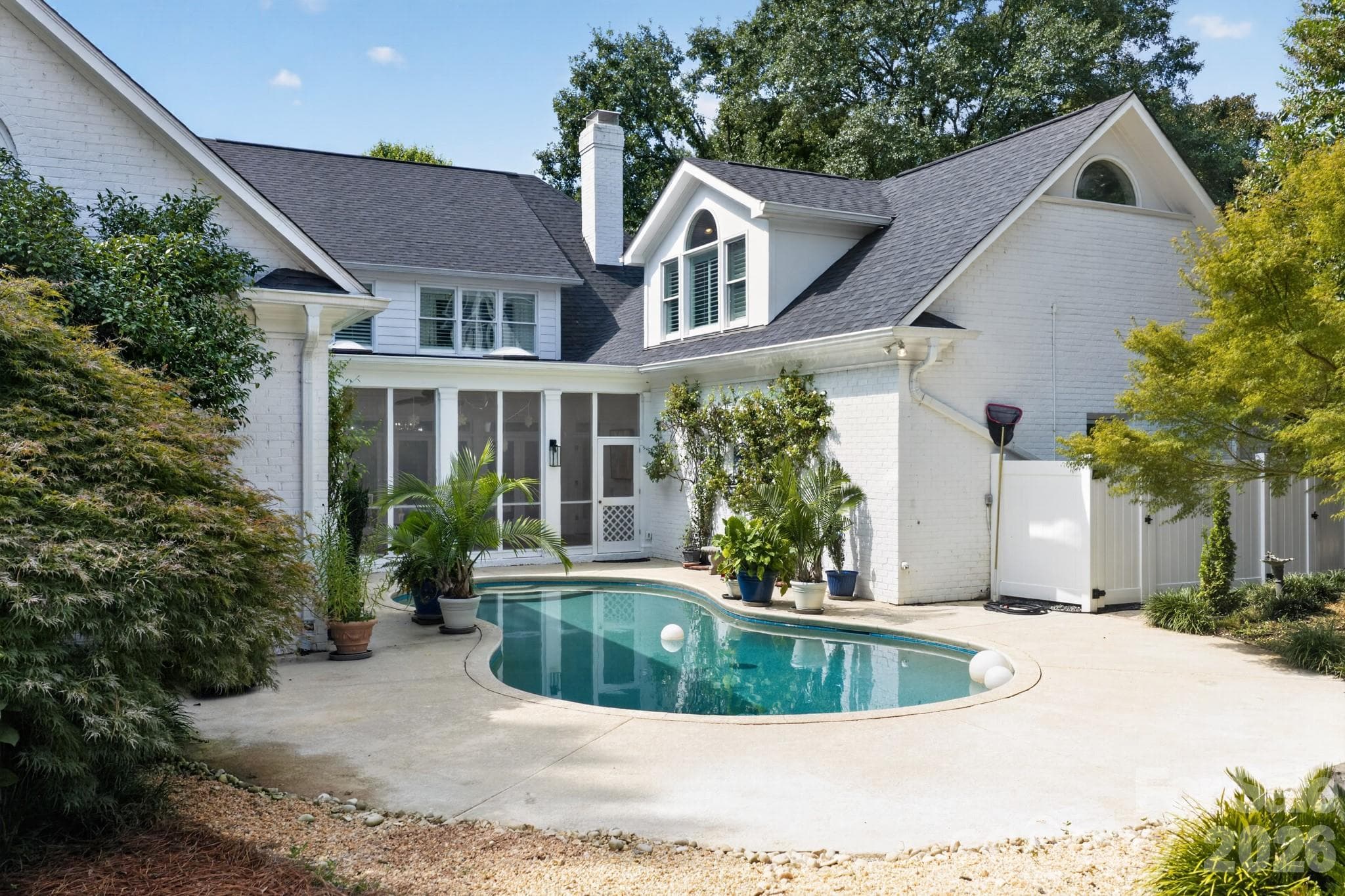 Single Family Residence at 3747 Moorland Drive, Charlotte, photo 8 of 47