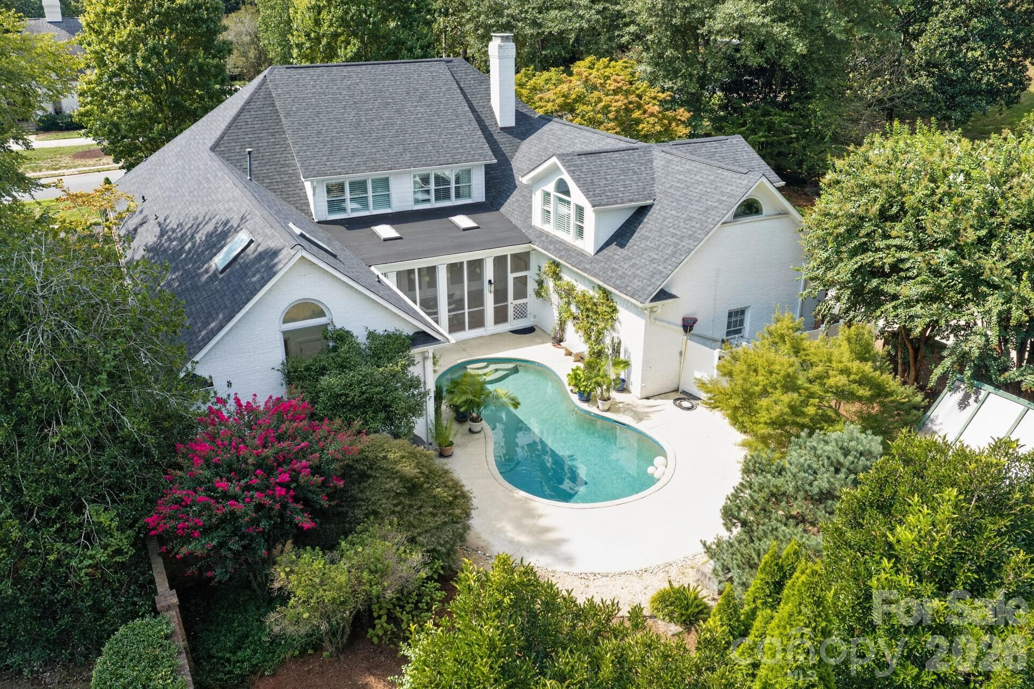 Single Family Residence at 3747 Moorland Drive, Charlotte, photo 13 of 47