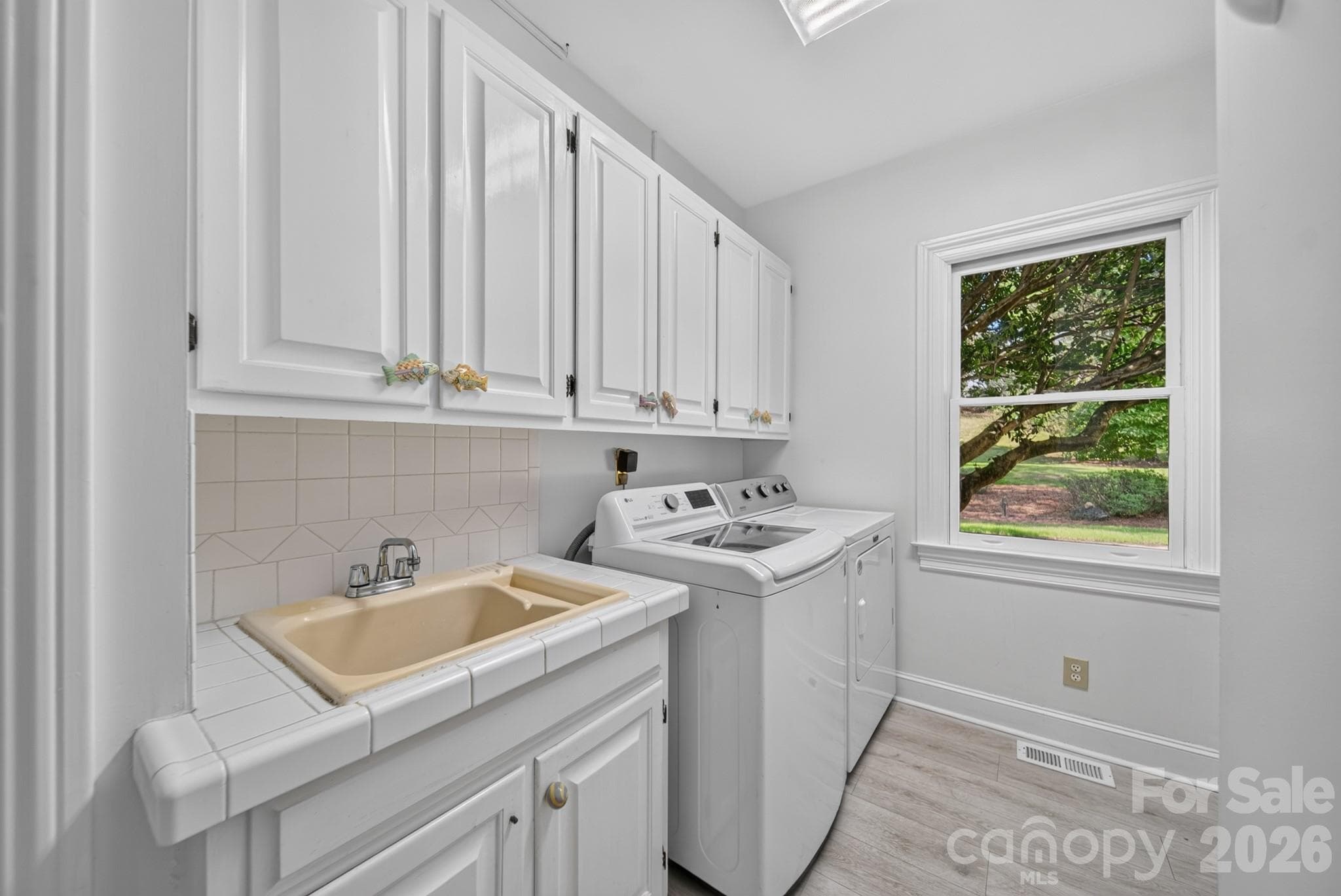 Single Family Residence at 3747 Moorland Drive, Charlotte, photo 32 of 47