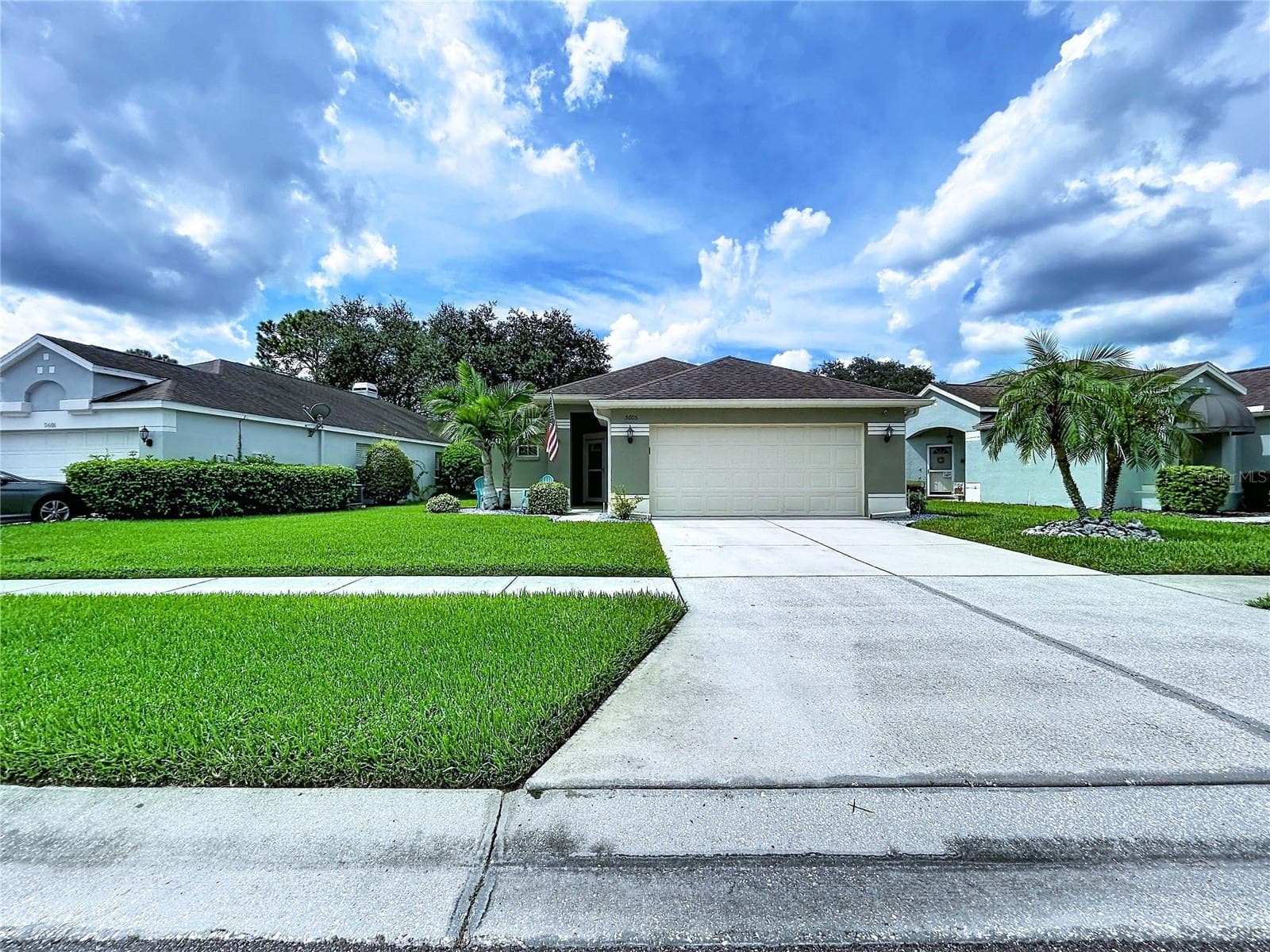 Single Family Residence at 5605 CANNONADE DR, WESLEY CHAPEL, photo 10 of 90