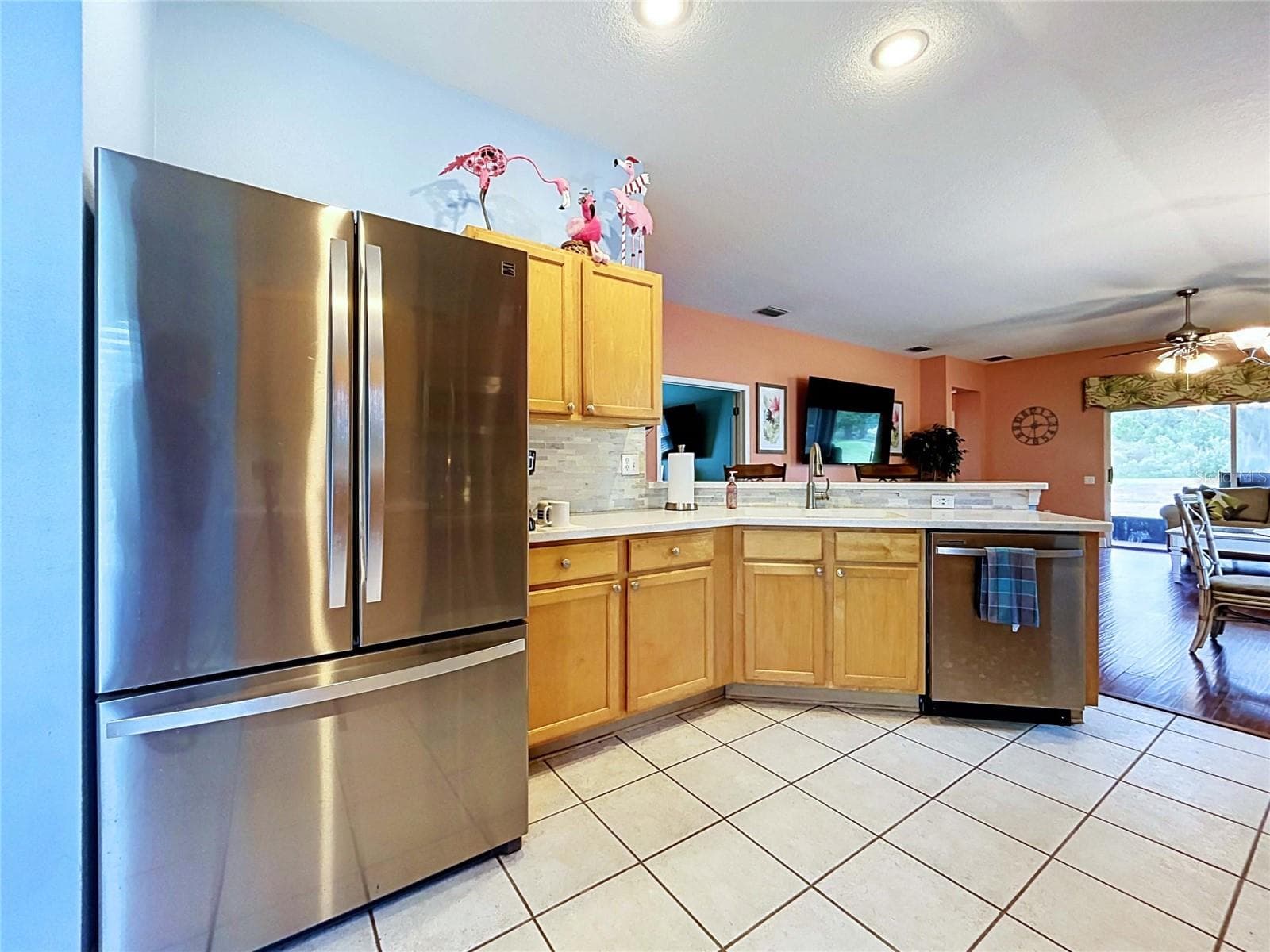Single Family Residence at 5605 CANNONADE DR, WESLEY CHAPEL, photo 37 of 90