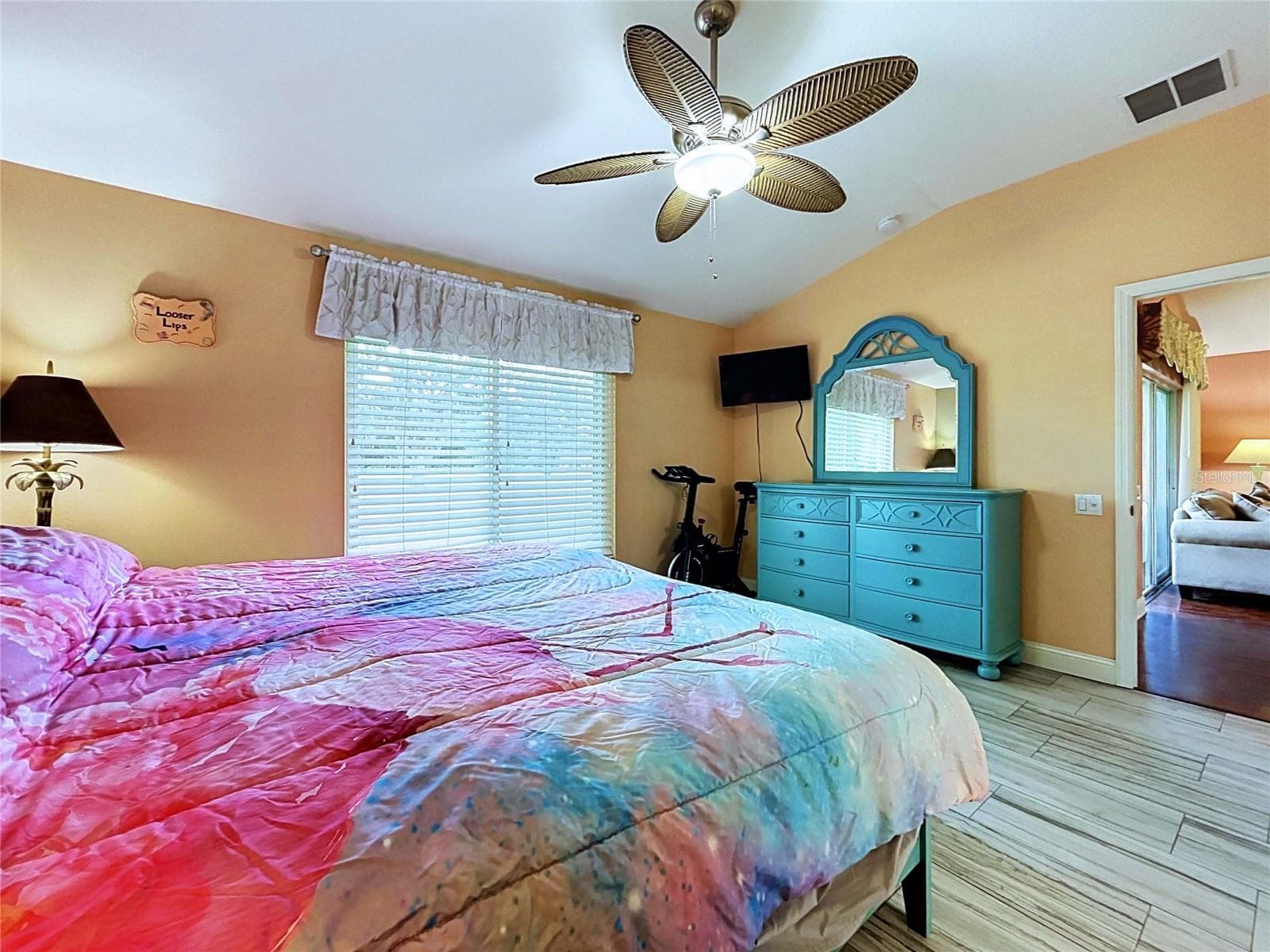 Single Family Residence at 5605 CANNONADE DR, WESLEY CHAPEL, photo 43 of 90