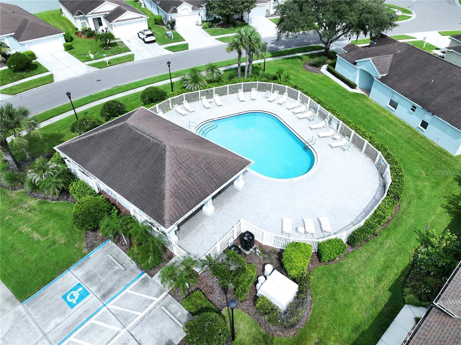 Single Family Residence at 5605 CANNONADE DR, WESLEY CHAPEL, photo 87 of 90