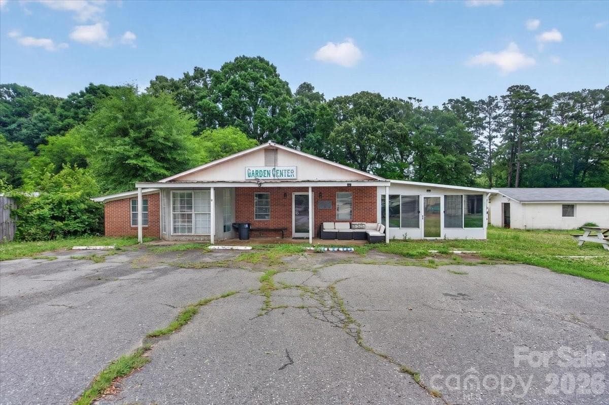 Business at 16008 Old Statesville Road, Huntersville, photo 34 of 44