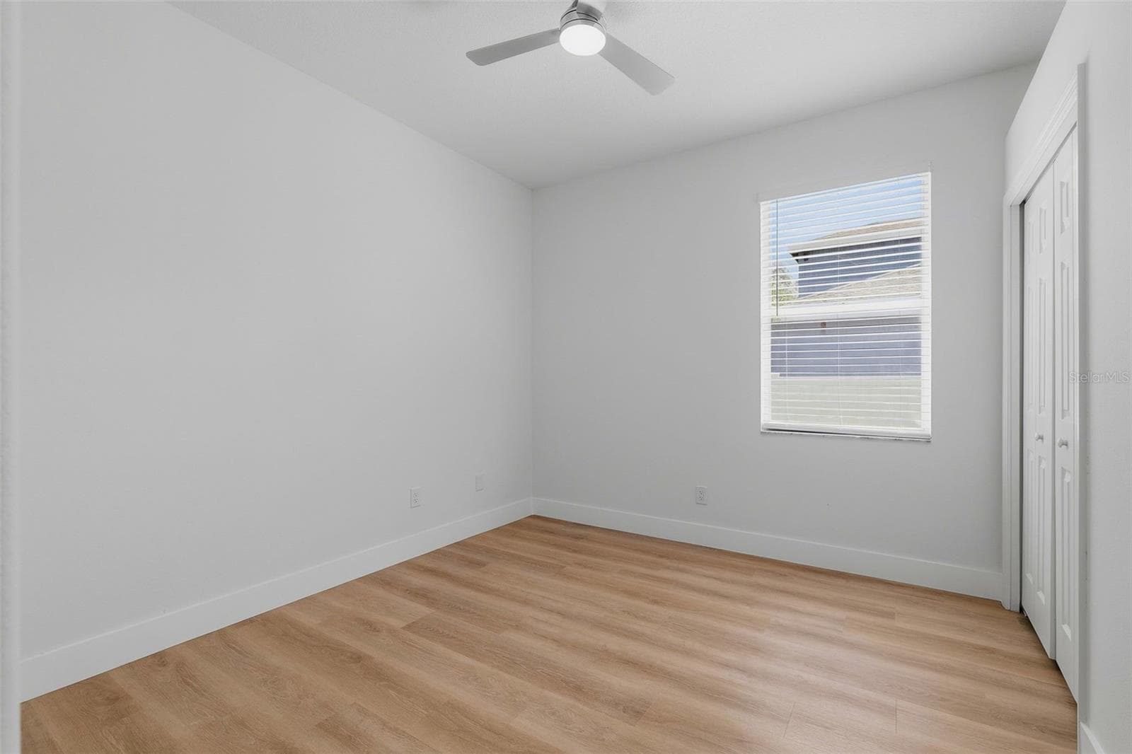bedroom 2 - 2927 MINUTEMAN LN, BRANDON