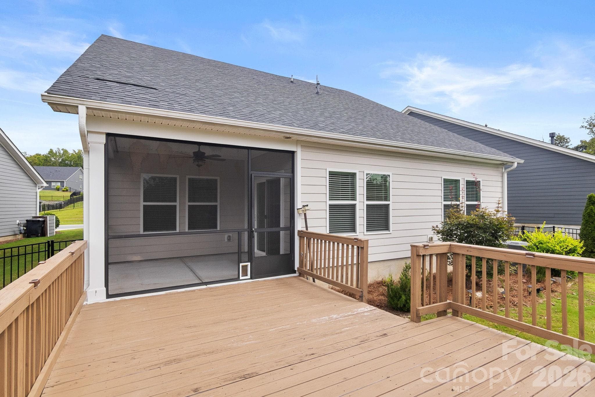 Single Family Residence at 2161 Cherrybark Court, Denver, photo 4 of 43