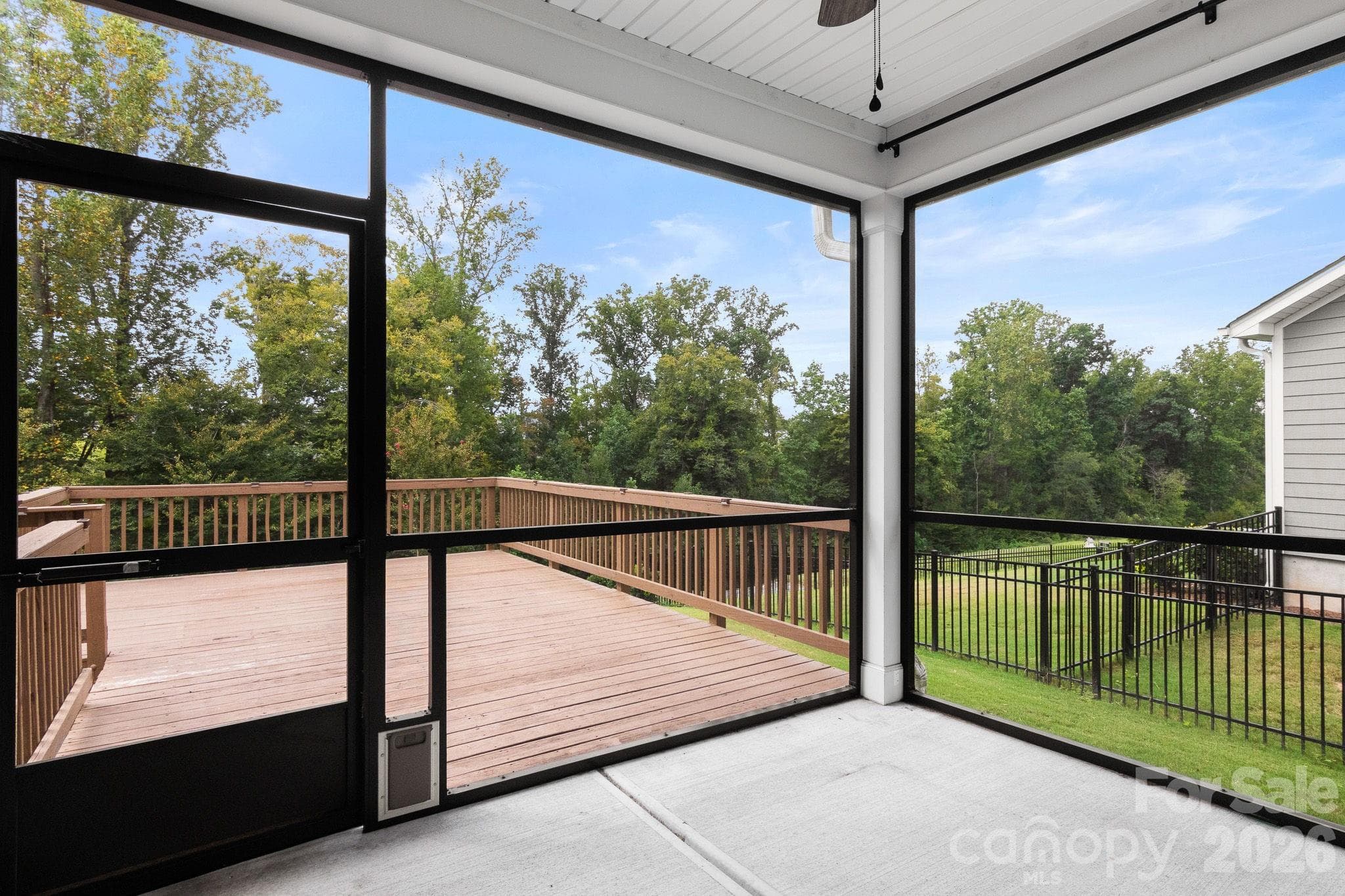 Single Family Residence at 2161 Cherrybark Court, Denver, photo 9 of 43