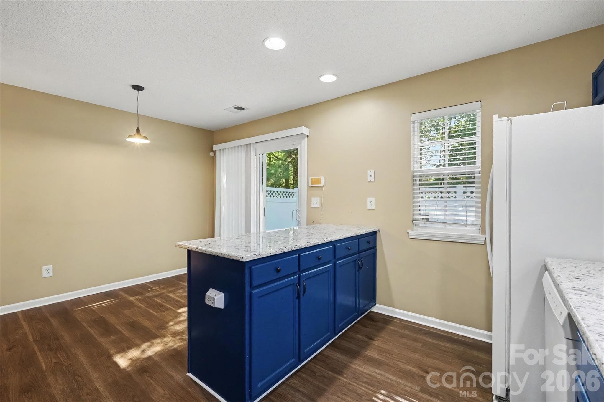 Townhouse at 10134 Frosty Lane, Charlotte, photo 10 of 26